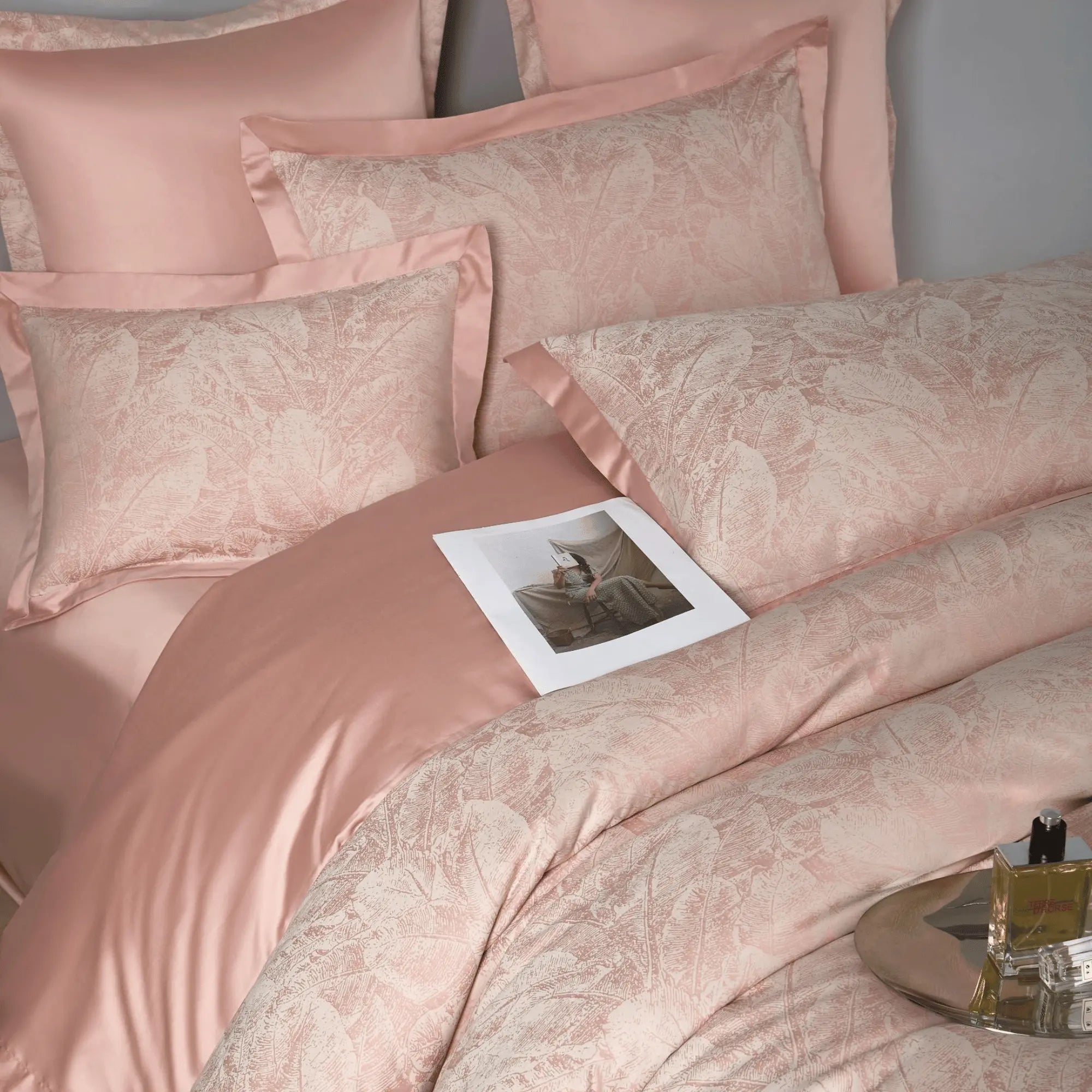 BLUSH PETALS 1000 THREAD COUNT DUVET COVER & SHAMS