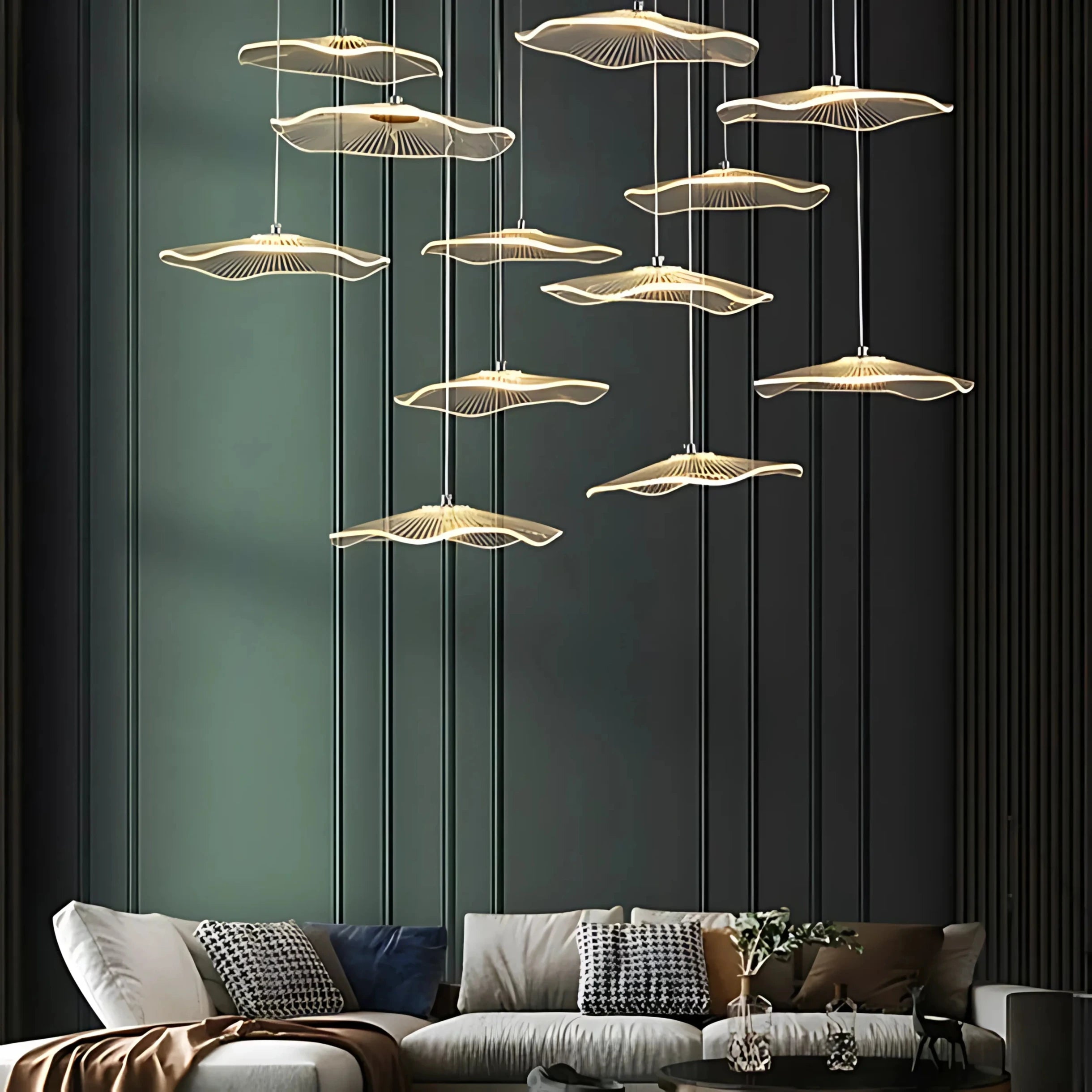 LUCE DI NENUPHAR STAIRCASE CHANDELIER