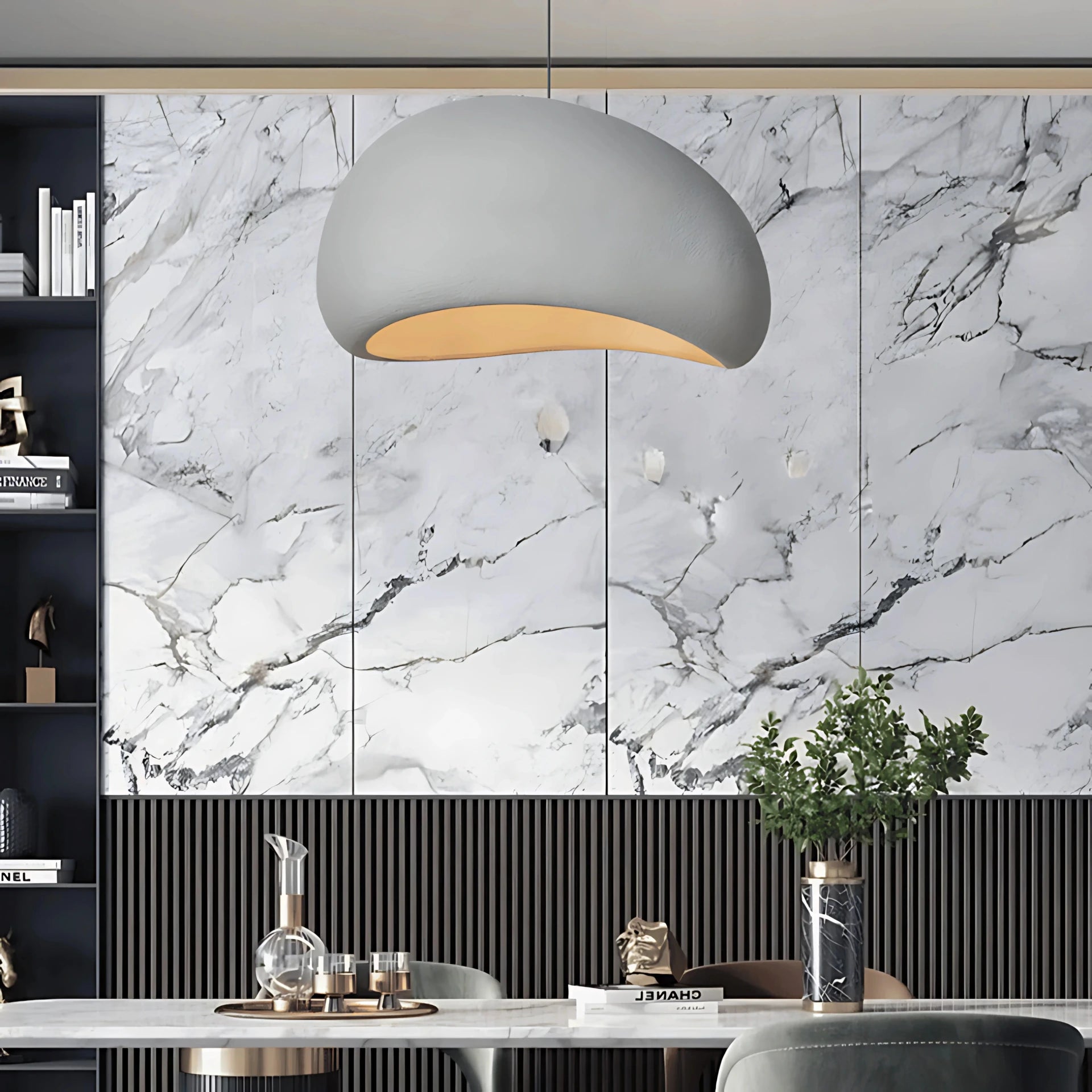 ENCHANTED ARBOREAL PENDANT