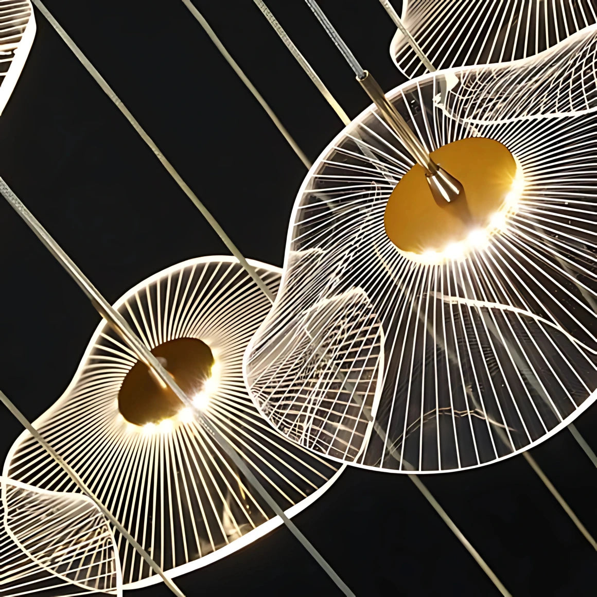 LUCE DI NENUPHAR STAIRCASE CHANDELIER