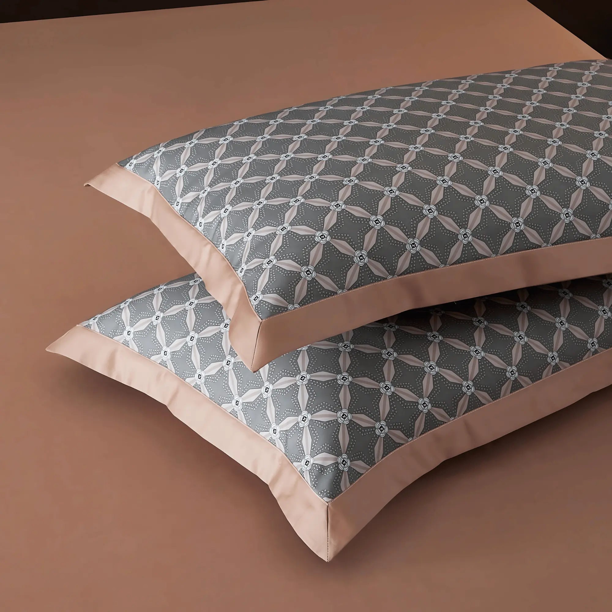 Ash Rose Tranquility 1000 Thread Count Duvet Cover & Shams - Bedding