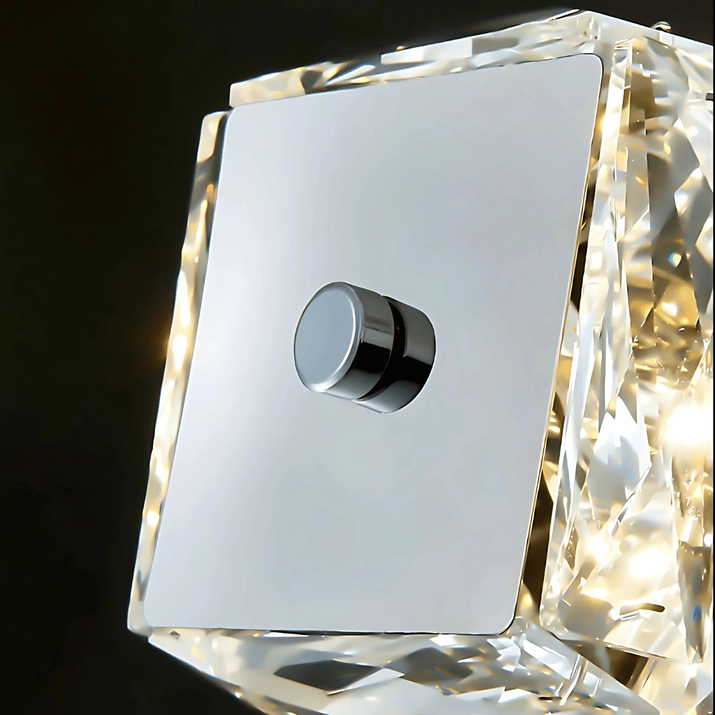 PIERRE LINEAR CHANDELIER