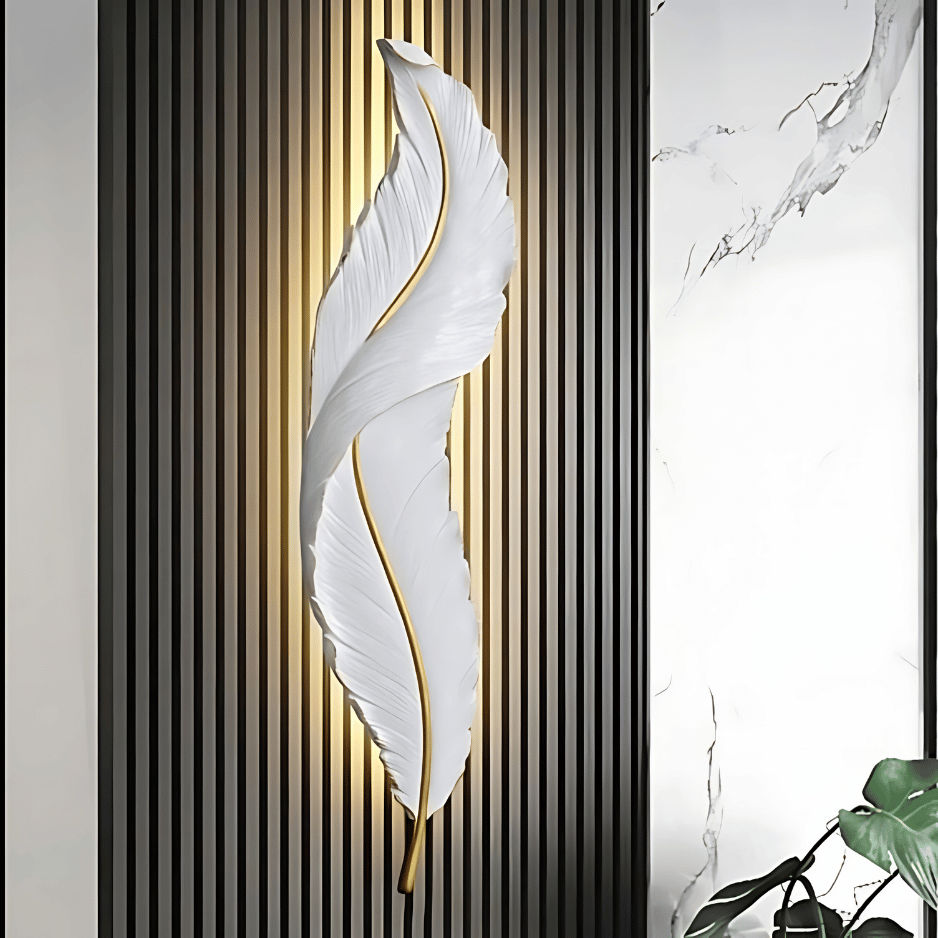 LUEUR DE PLUME WALL LIGHT