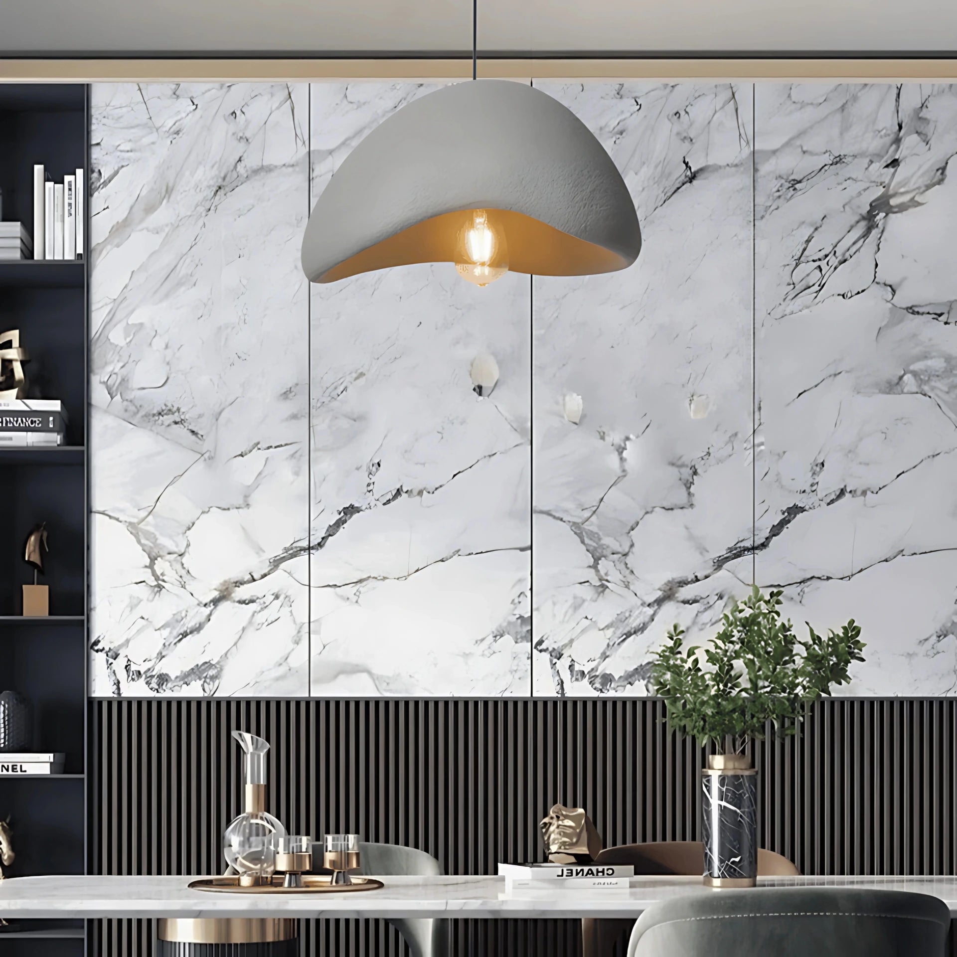 ENCHANTED ARBOREAL PENDANT