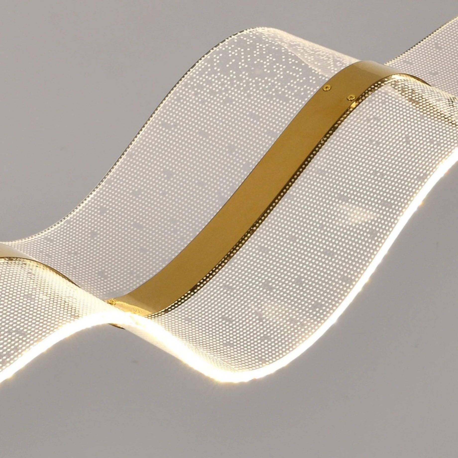 ÉLAN AÉRIEN LINEAR CHANDELIER