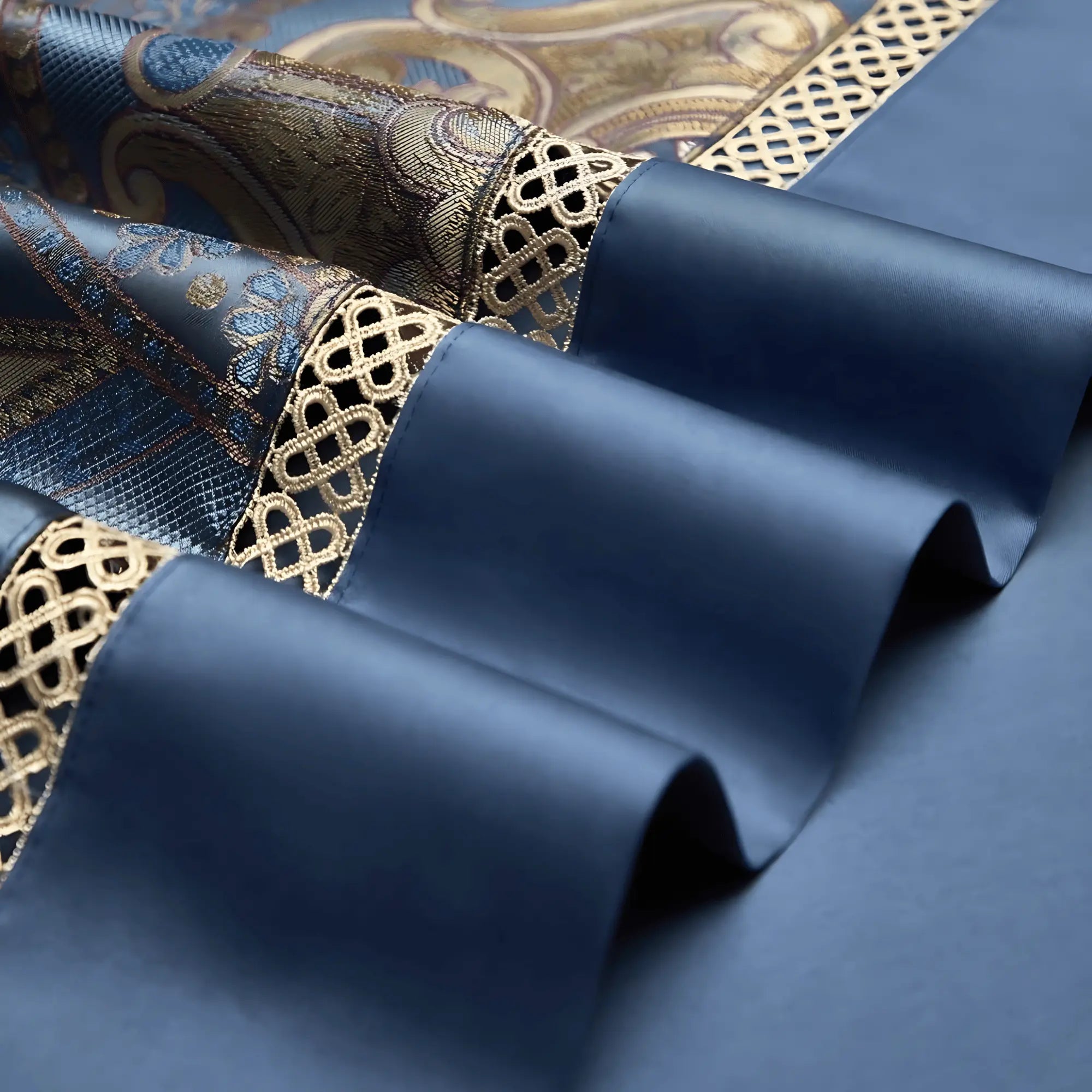 BLUE OPULENCE 1400 THREAD COUNT DUVET COVER & SHAMS