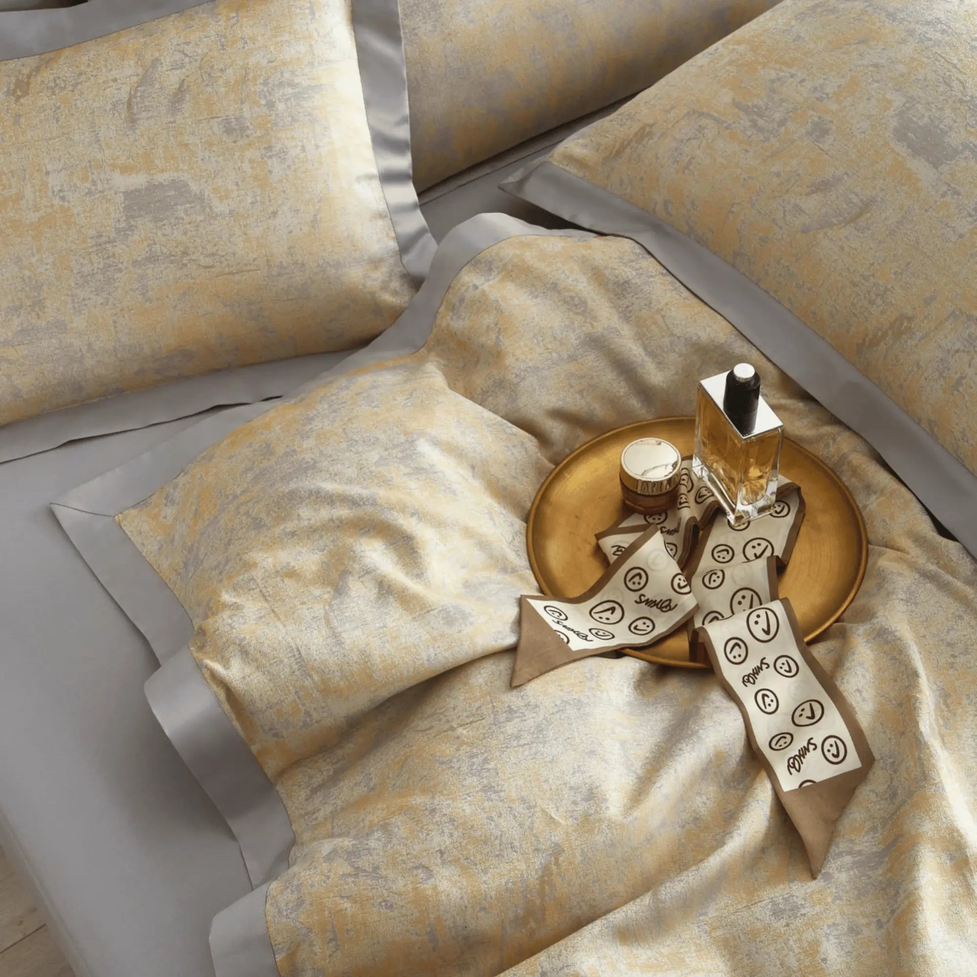 HAZEL MIST 1000 THREAD COUNT DUVET COVER & SHAMS