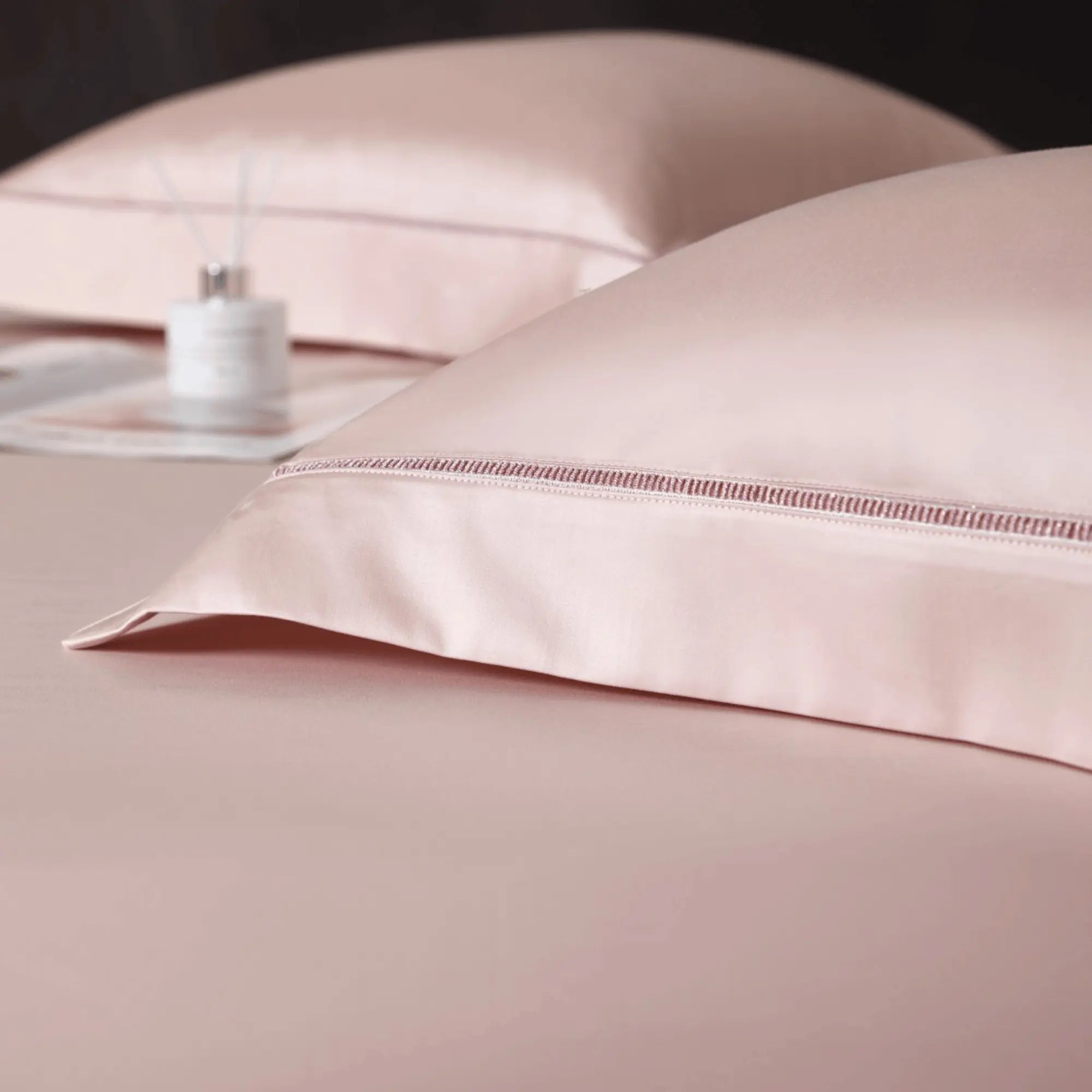 BLUSH ROSE HARMONY 2000 THREAD COUNT DUVET COVER & SHAMS