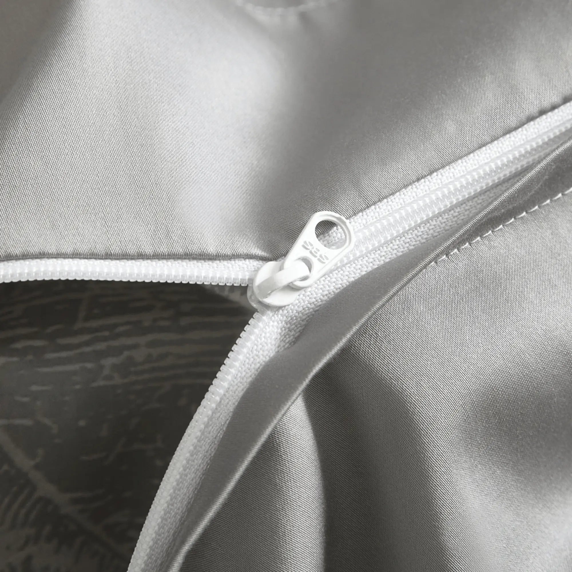 SILVER FERN 1000 THREAD COUNT DUVET COVER & SHAMS