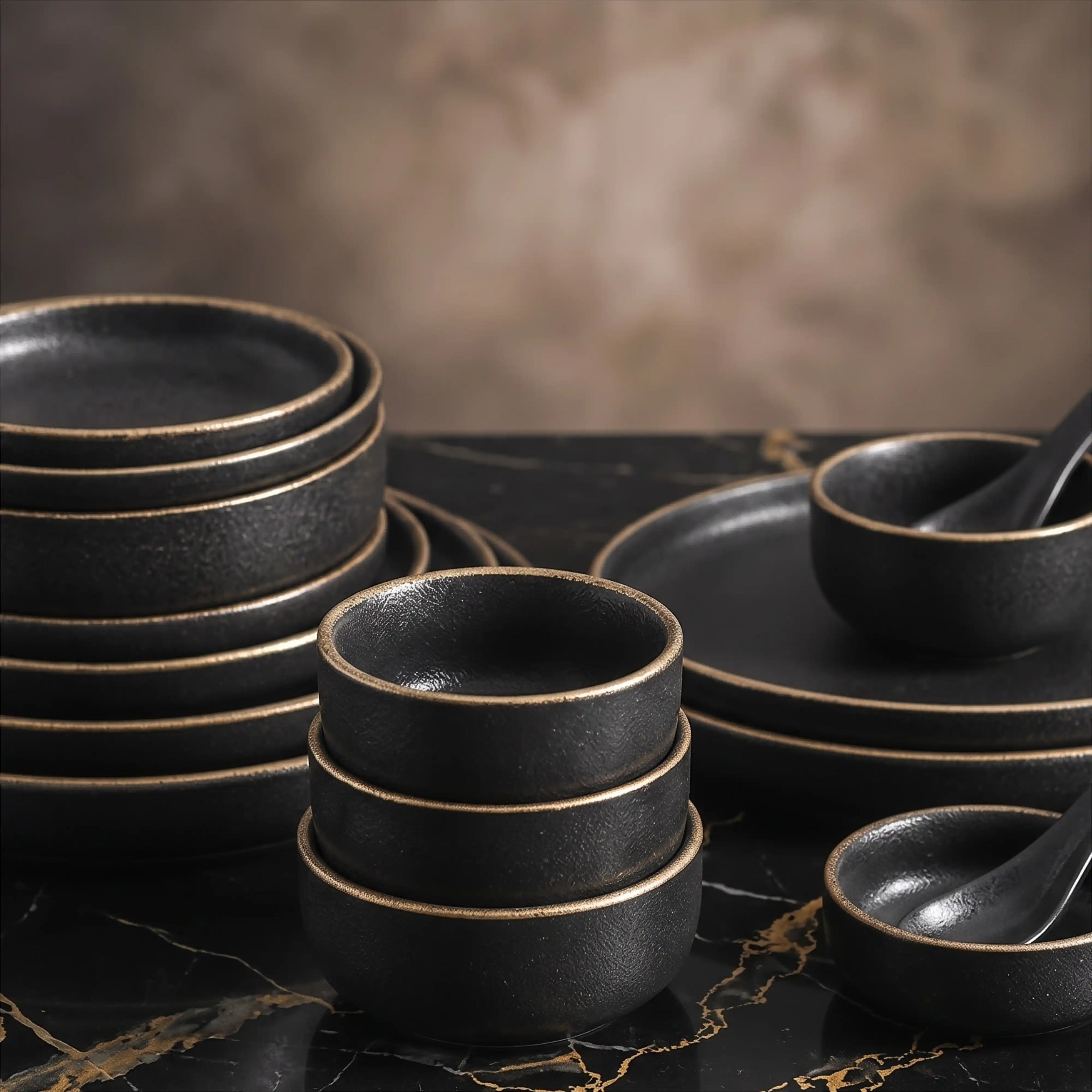 RIGOROUS BLACK DINING COLLECTION