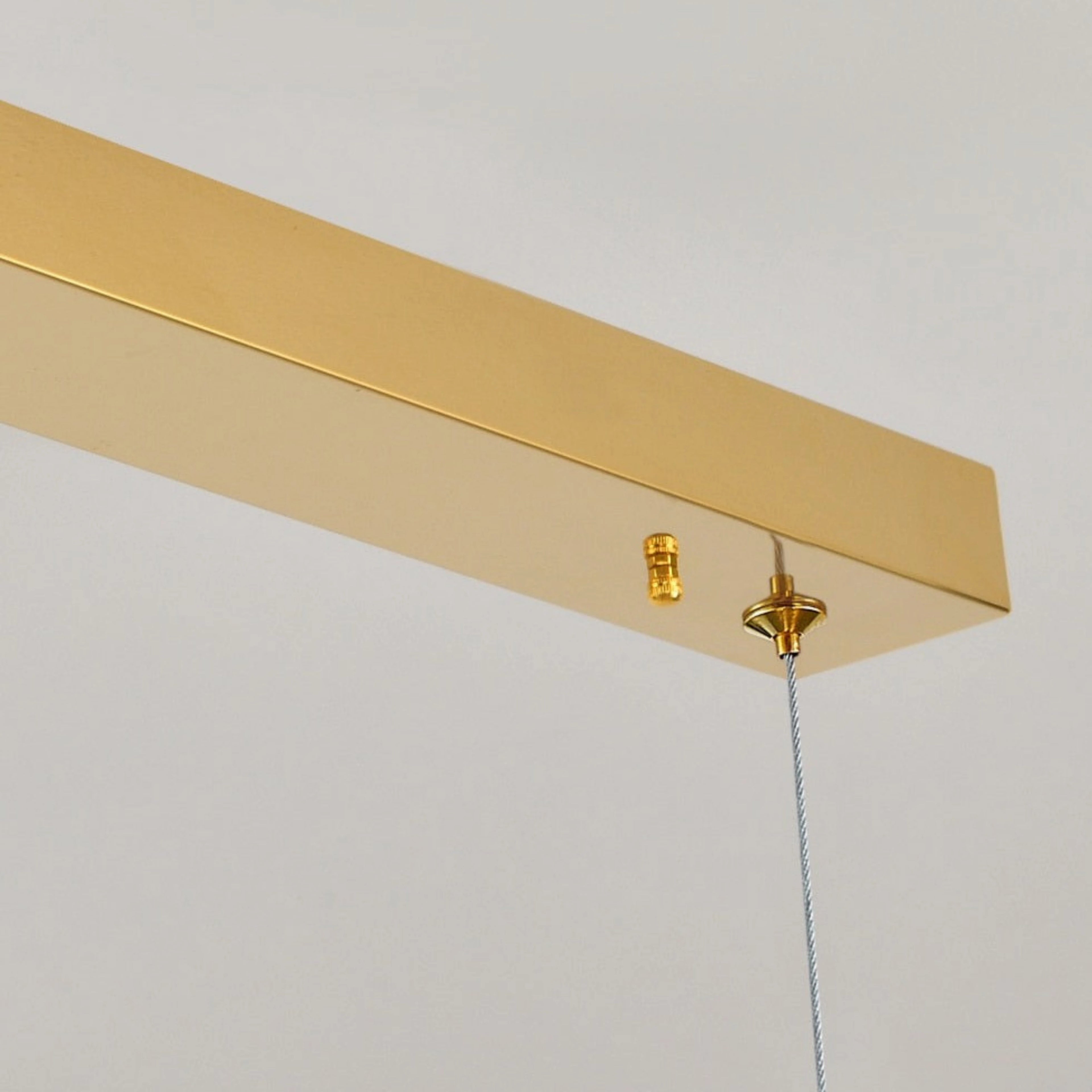 ÉLAN AÉRIEN LINEAR CHANDELIER