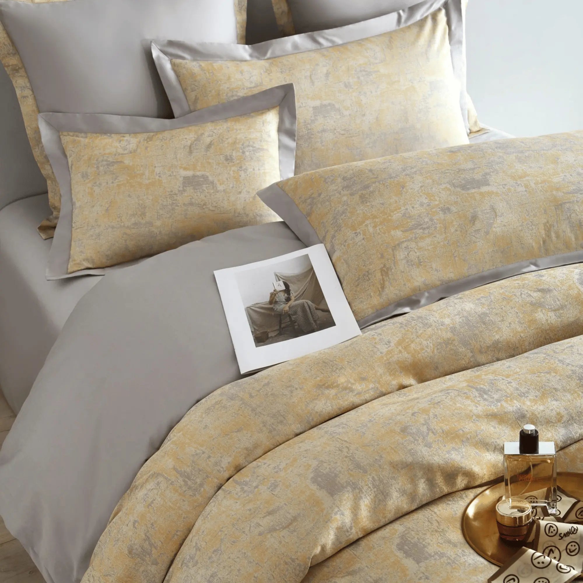 HAZEL MIST 1000 THREAD COUNT DUVET COVER & SHAMS