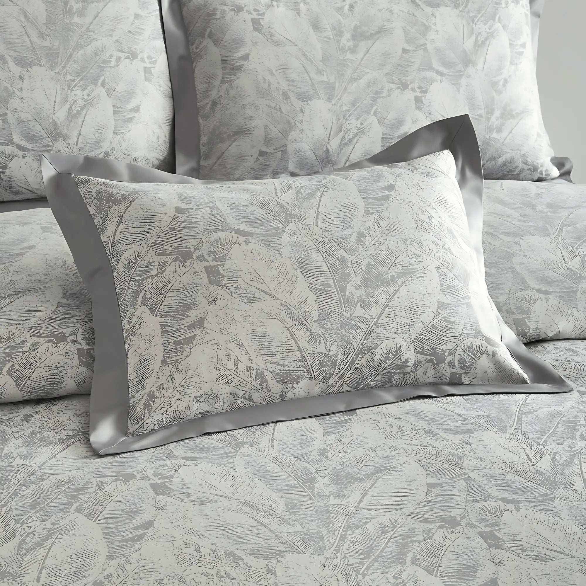 SILVER FERN 1000 THREAD COUNT DUVET COVER & SHAMS