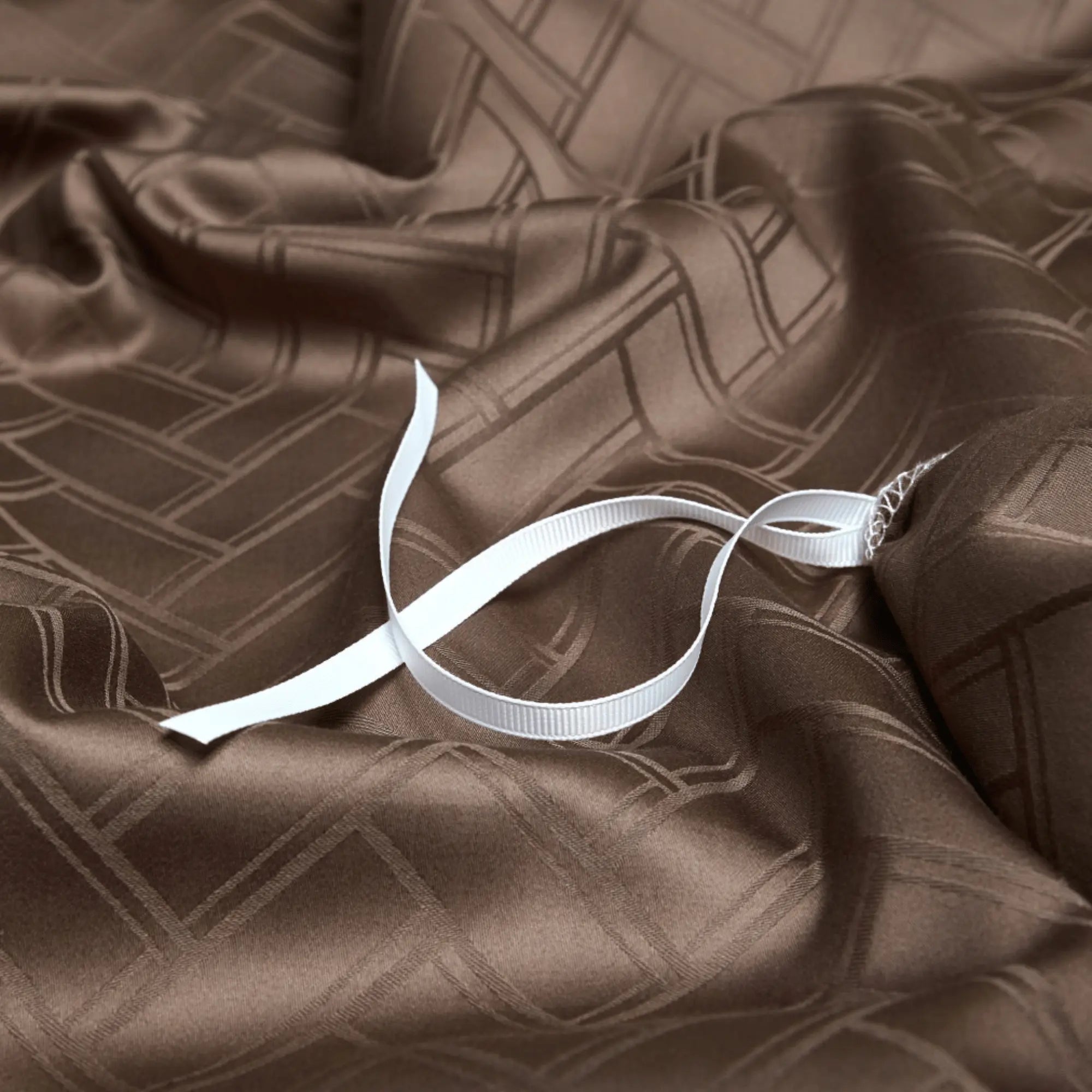 MOCHA ALLURE 1000 THREAD COUNT DUVET COVER & SHAMS