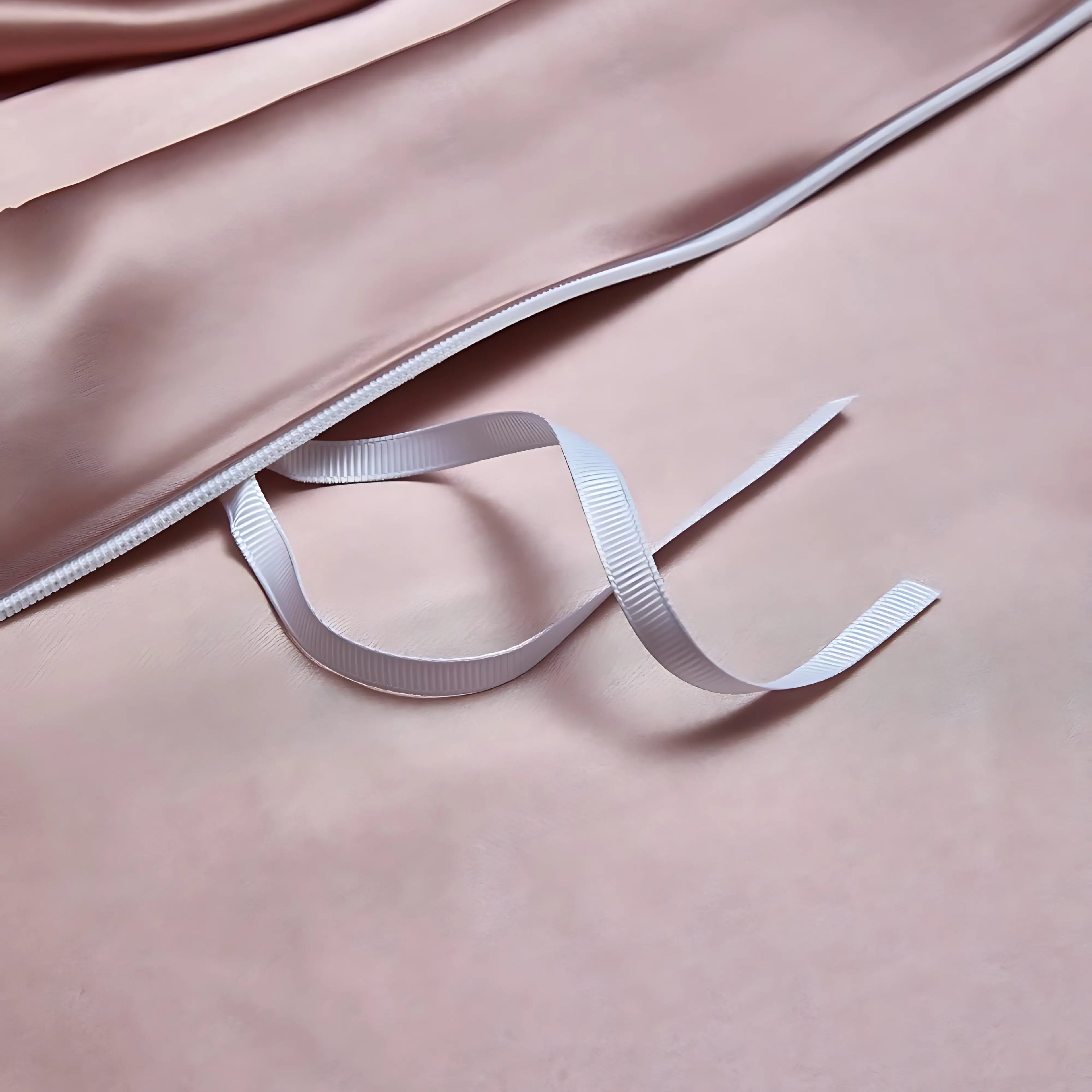 ROSE SHIMMER MULBERRY SILK DUVET COVER & SHAMS