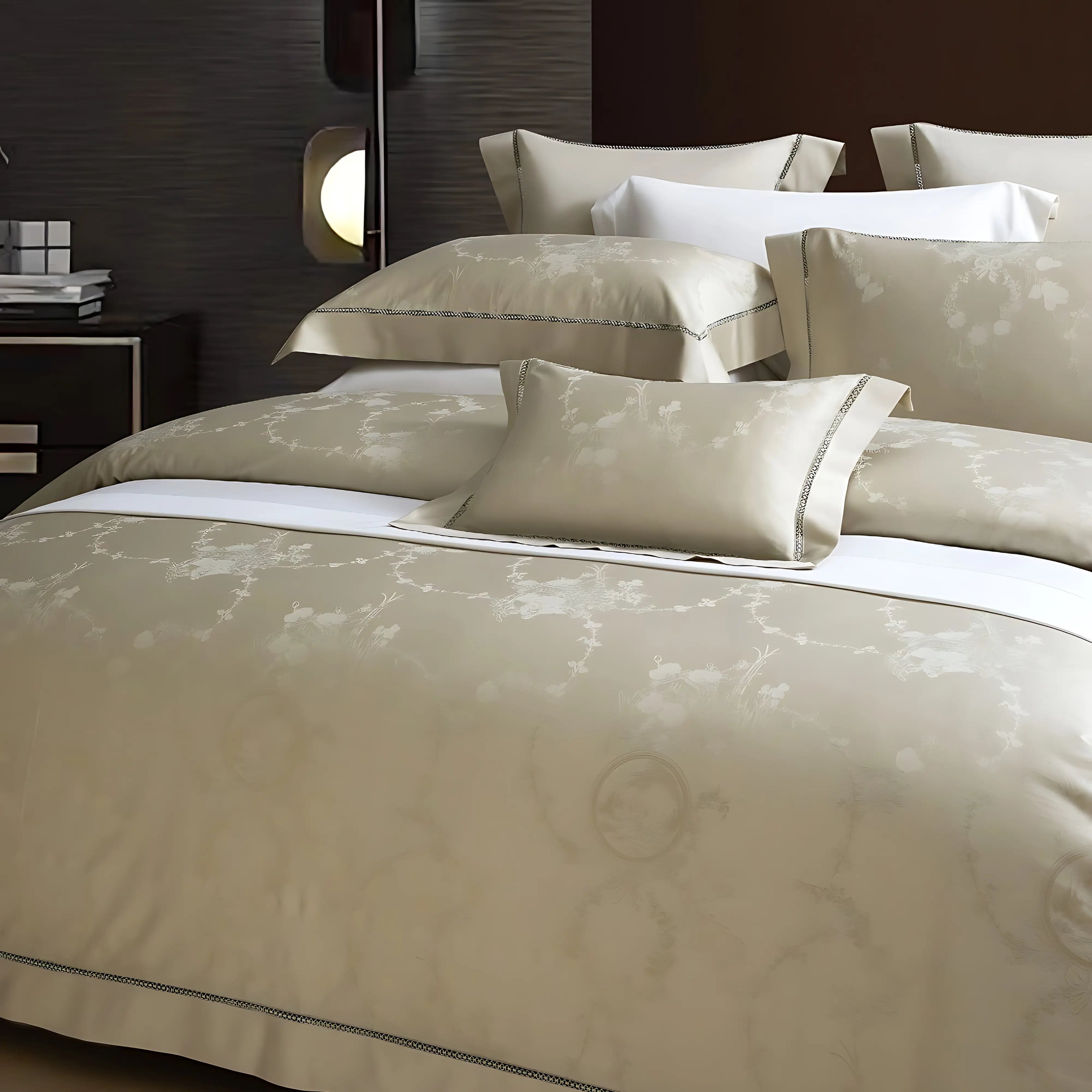VANILLA BEIGE 1000 THREAD COUNT DUVET COVER & SHAMS