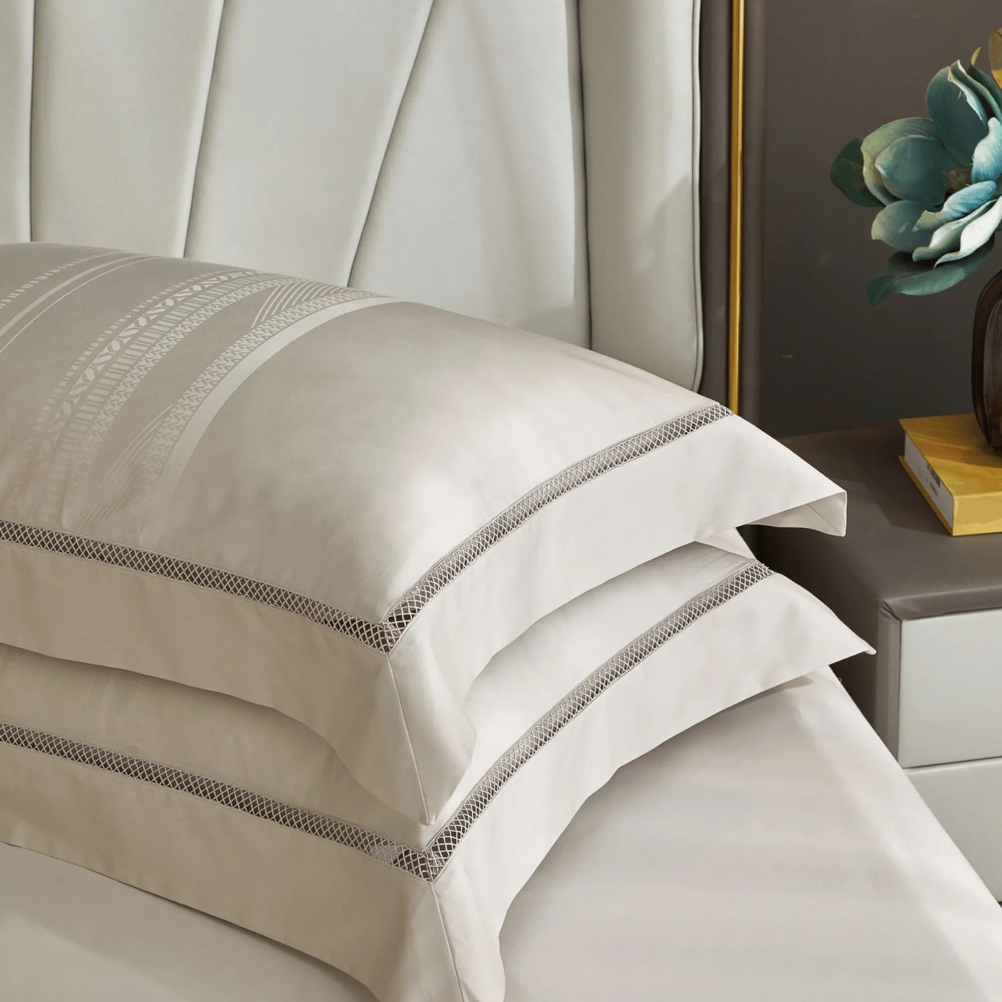 IVORY RADIANCE 1000 THREAD COUNT DUVET COVER & SHAMS
