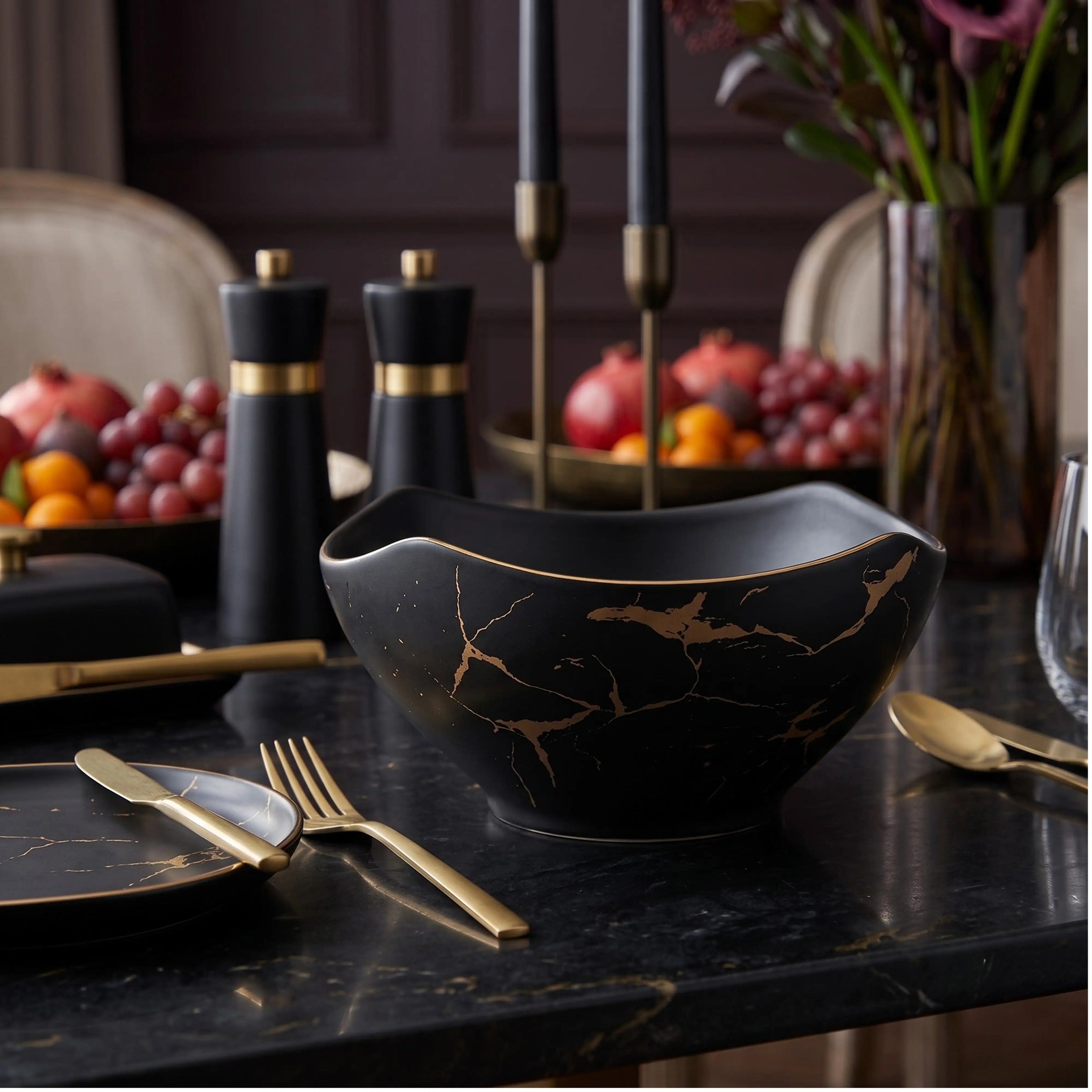 LIGHTNING NOIR SERVING BOWL