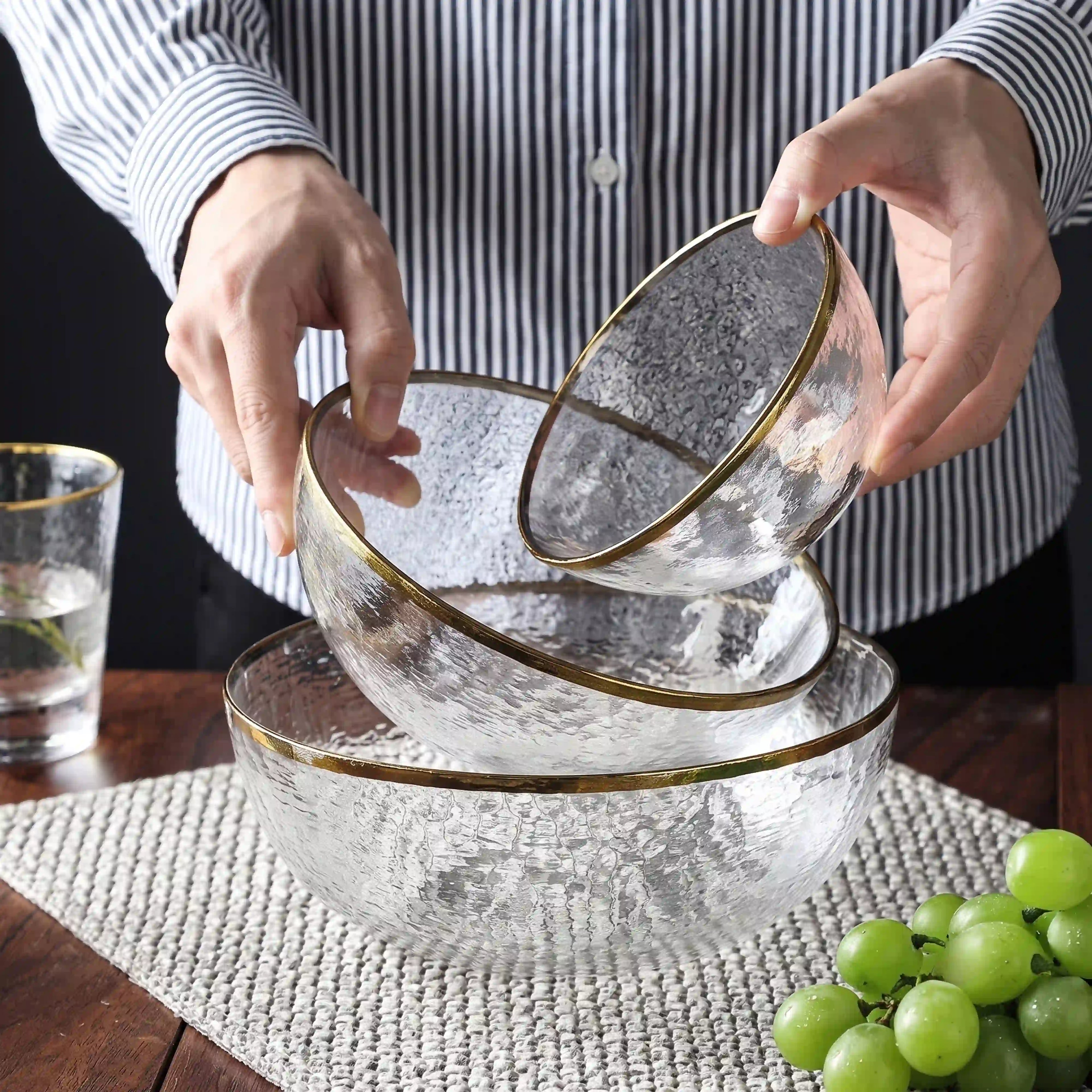 OPAQUE BOWL