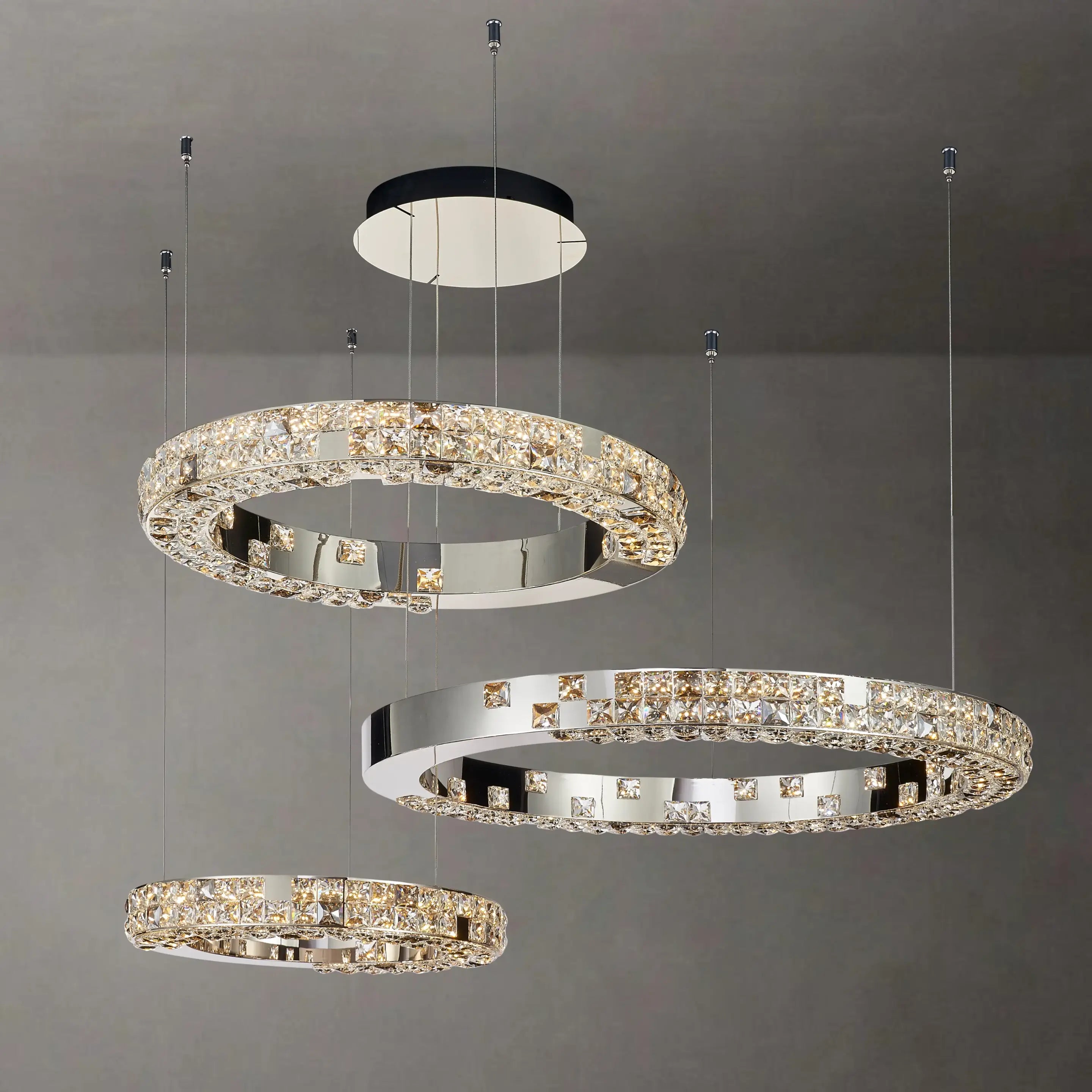 LUMIÉRE DE CARTIER 3 TIER CHANDELIER