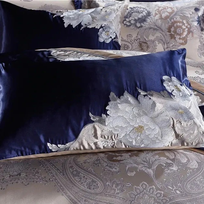 TAYLOR LUXURY DUVET COVER & SHAMS 1000TC