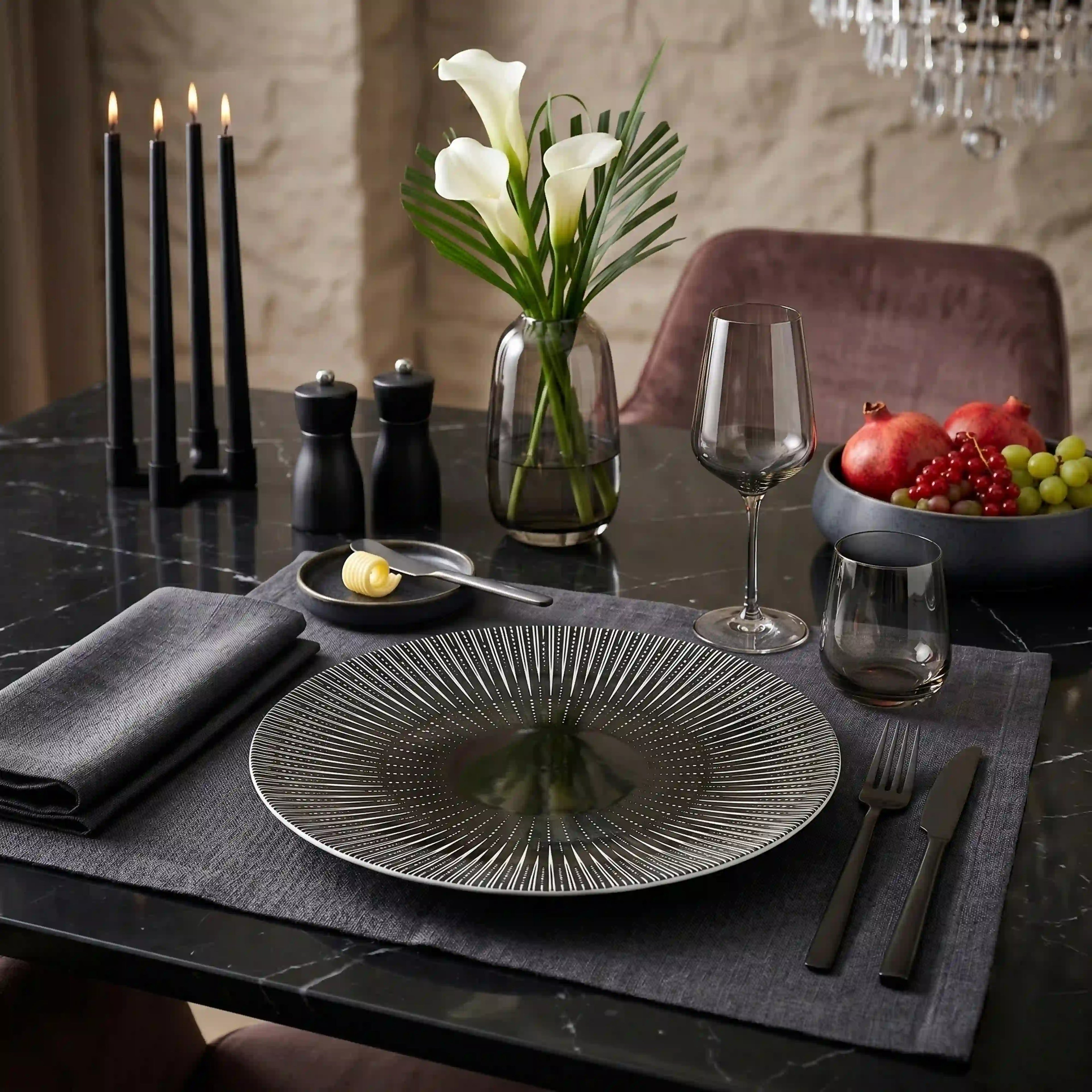 ZAPHIRE NOIR PLATE