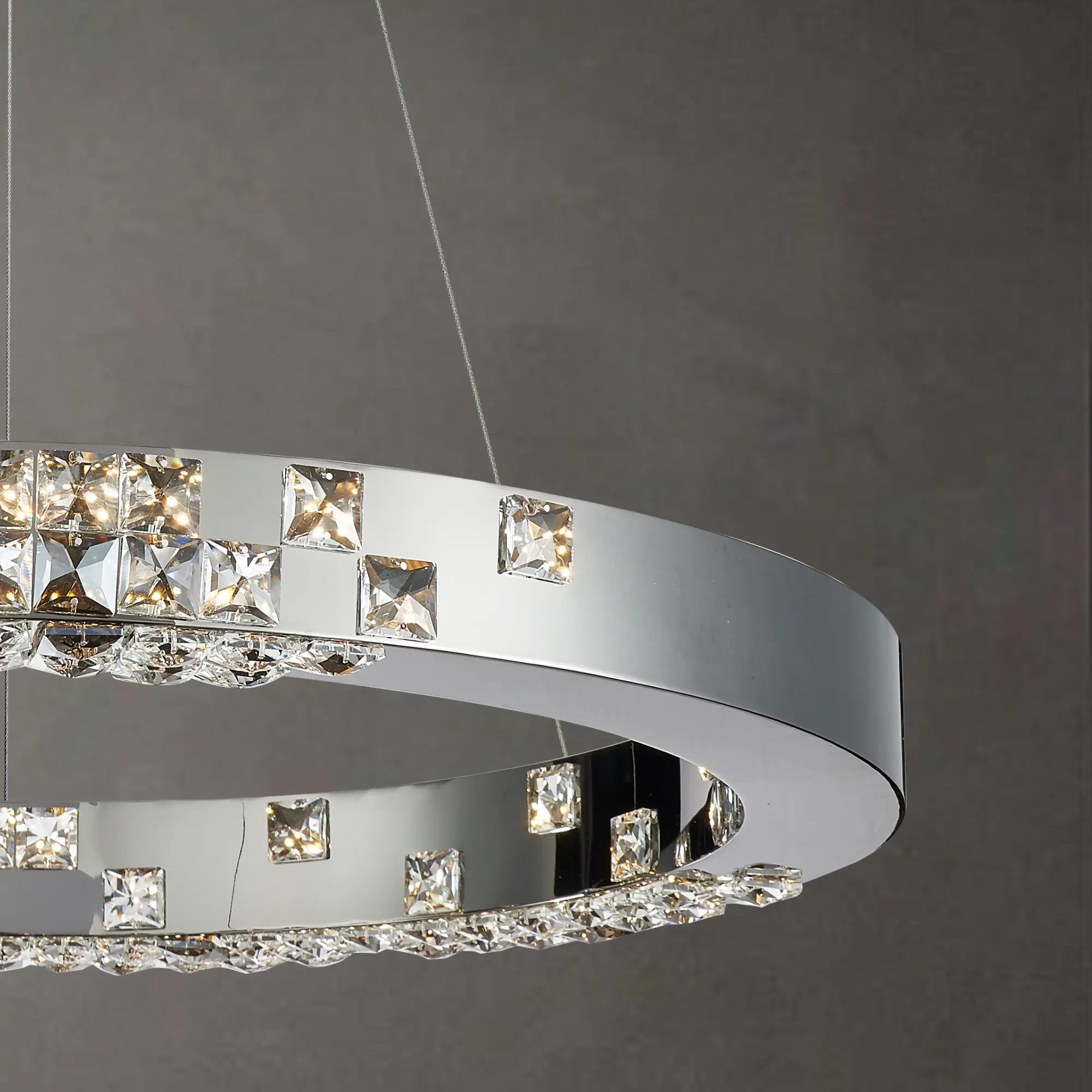 LUMIÉRE DE CARTIER HALO CHANDELIER