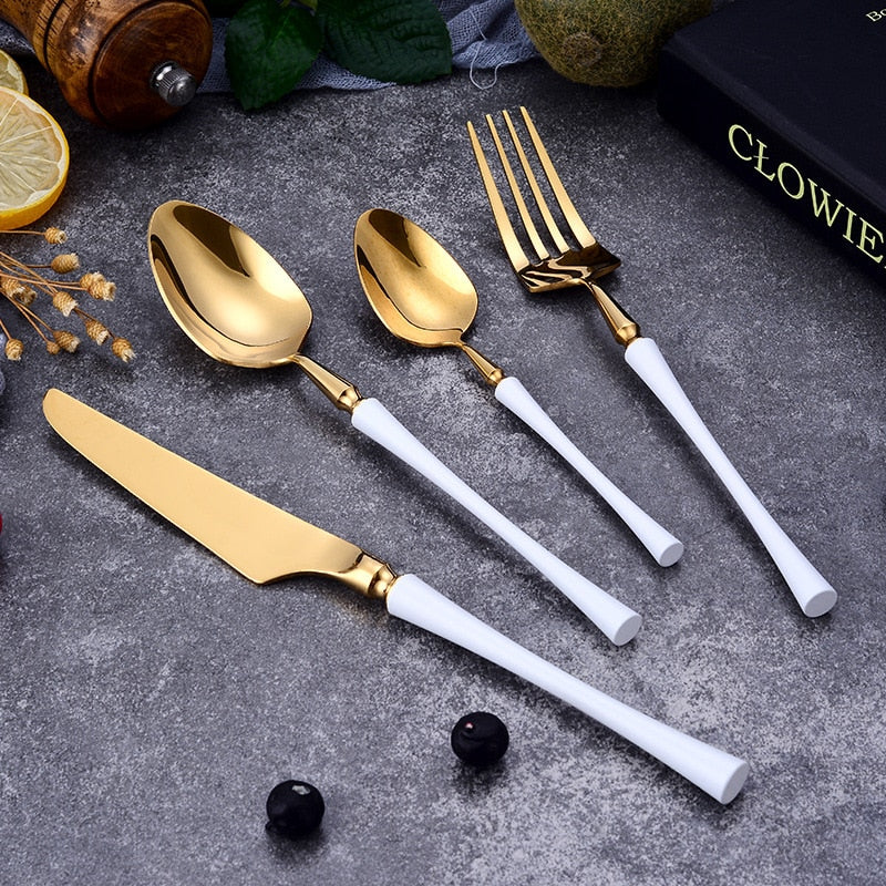 LUXOR CUTLERY SET