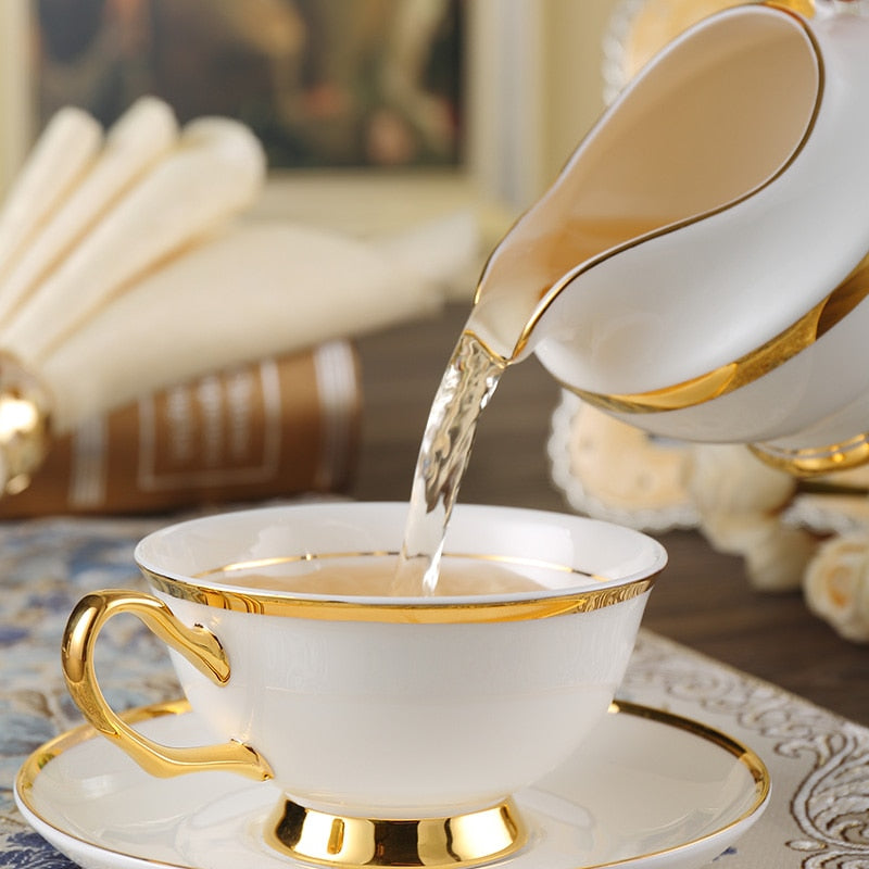 GOLDEN RIM TEACUP COLLECTION SET