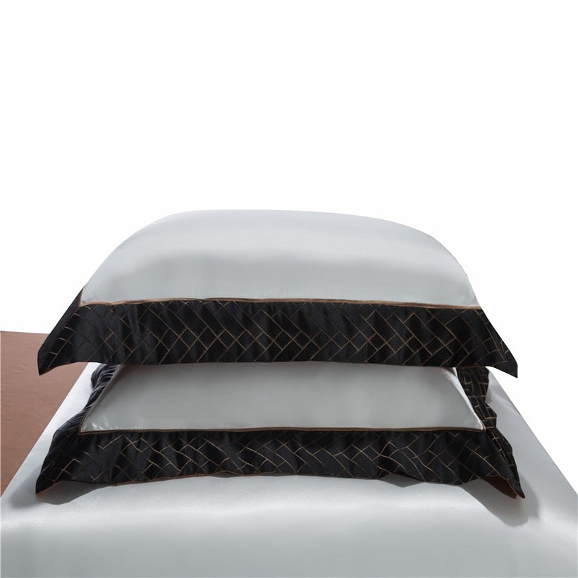 RILEY PREMIUM DUVET COVER & SHAMS 1000TC