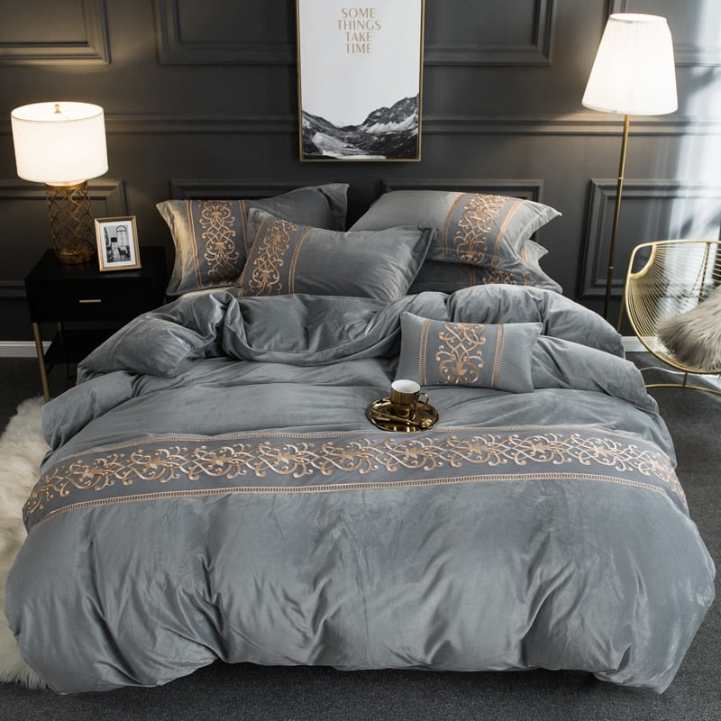 BROOKLYN VELVET ROYAL DUVET COVER & SHAMS 500TC