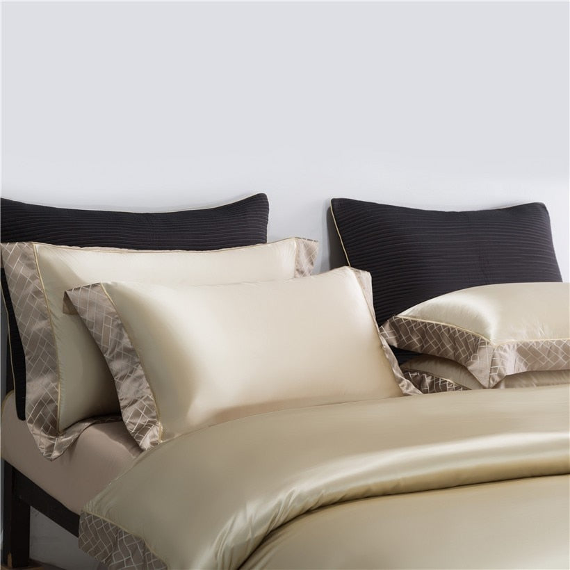 RILEY PREMIUM DUVET COVER & SHAMS 1000TC