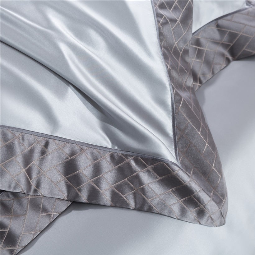 RILEY PREMIUM DUVET COVER & SHAMS 1000TC