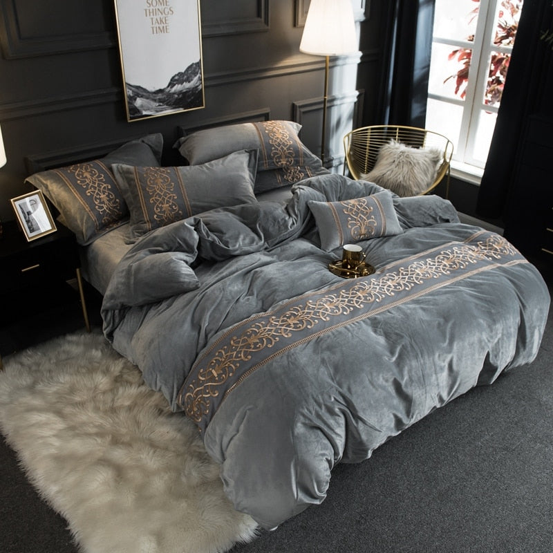 BROOKLYN VELVET ROYAL DUVET COVER & SHAMS 500TC