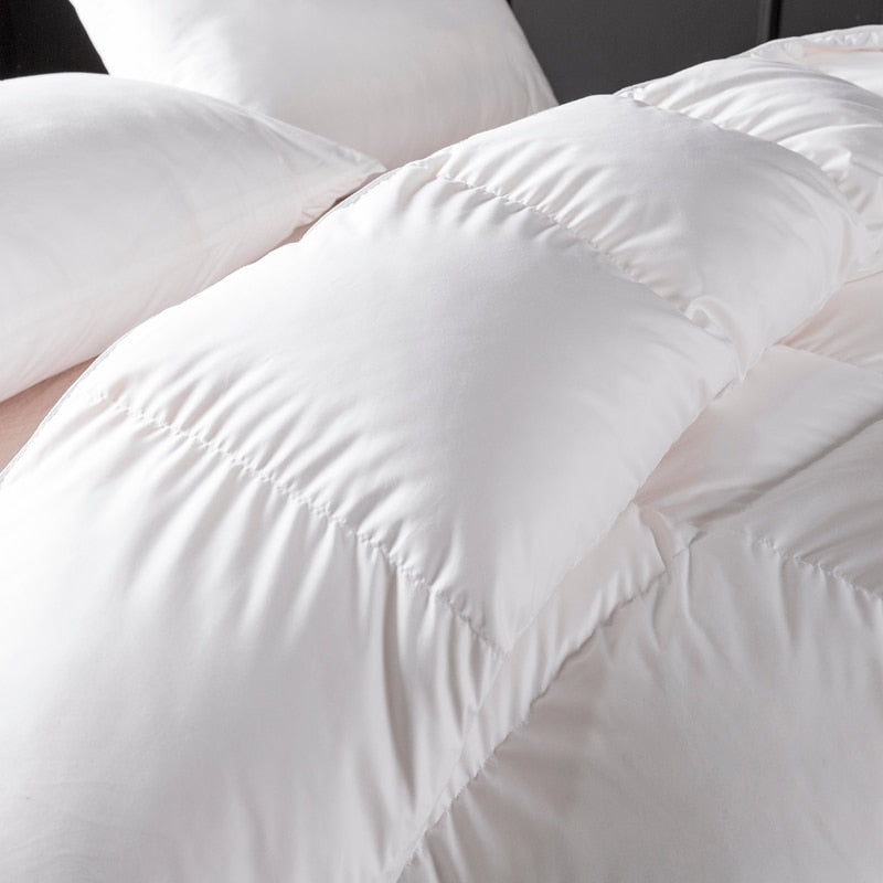 ALL-SEASON CASPER GOOSE DOWN DUVET 600TC