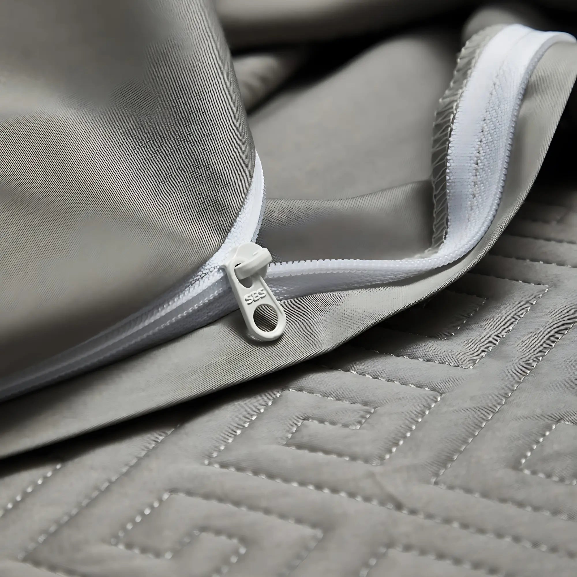 STERLING LUXE 1400 THREAD COUNT DUVET COVER &amp; SHAMS