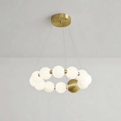 DÉLICATESSE DE PERLES CHANDELIER