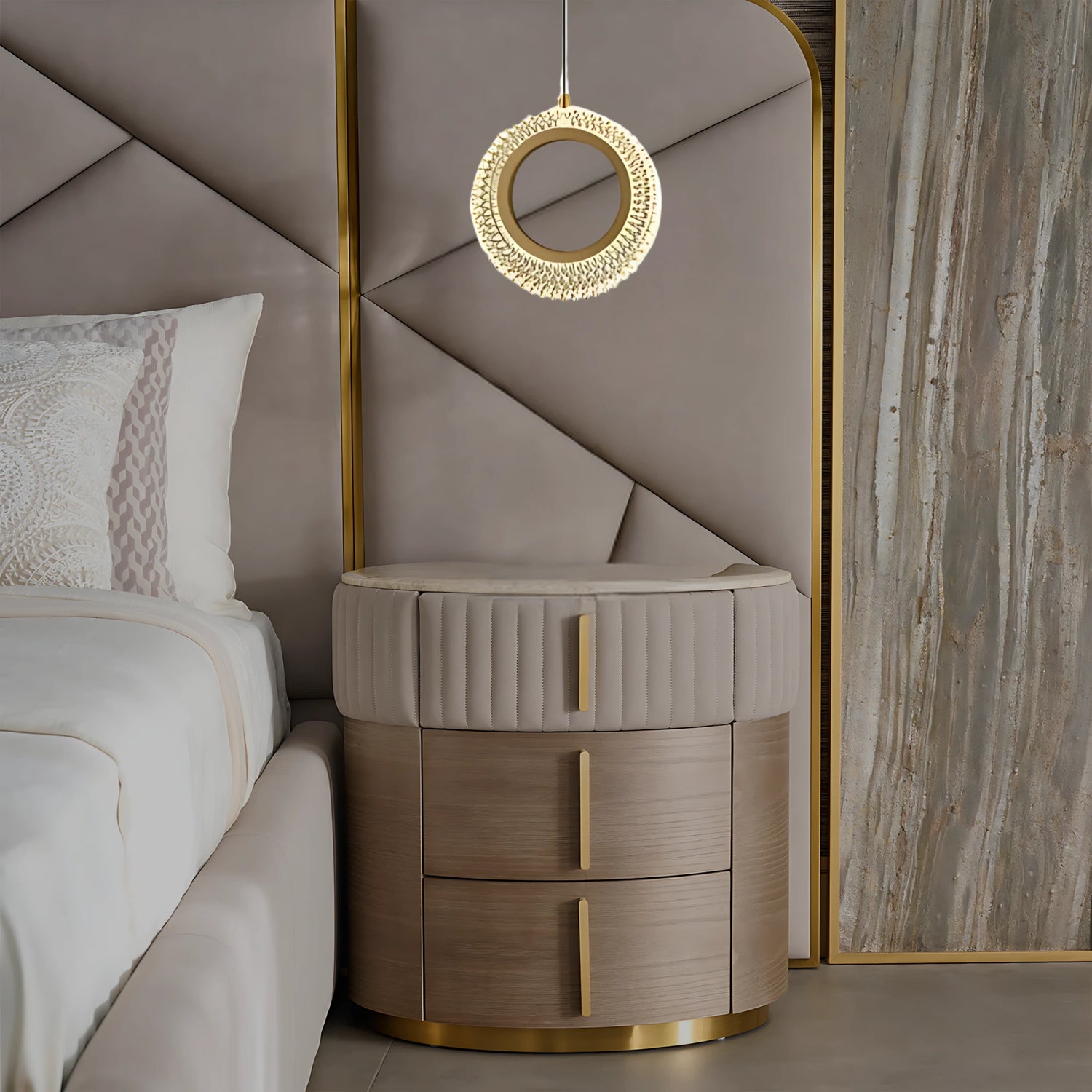 CARESSE ASTRALE PENDANT