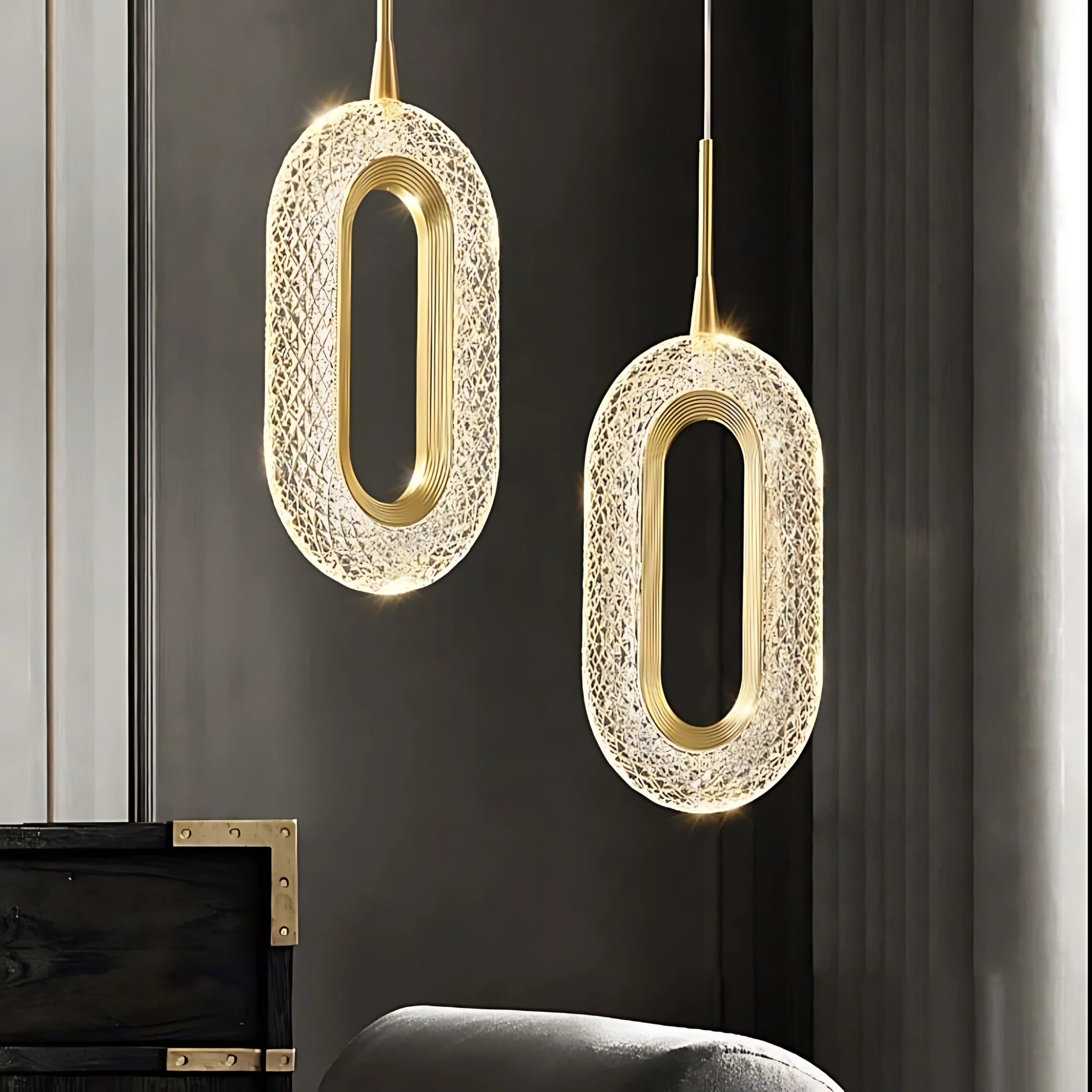 OPUS OVAL PENDANT