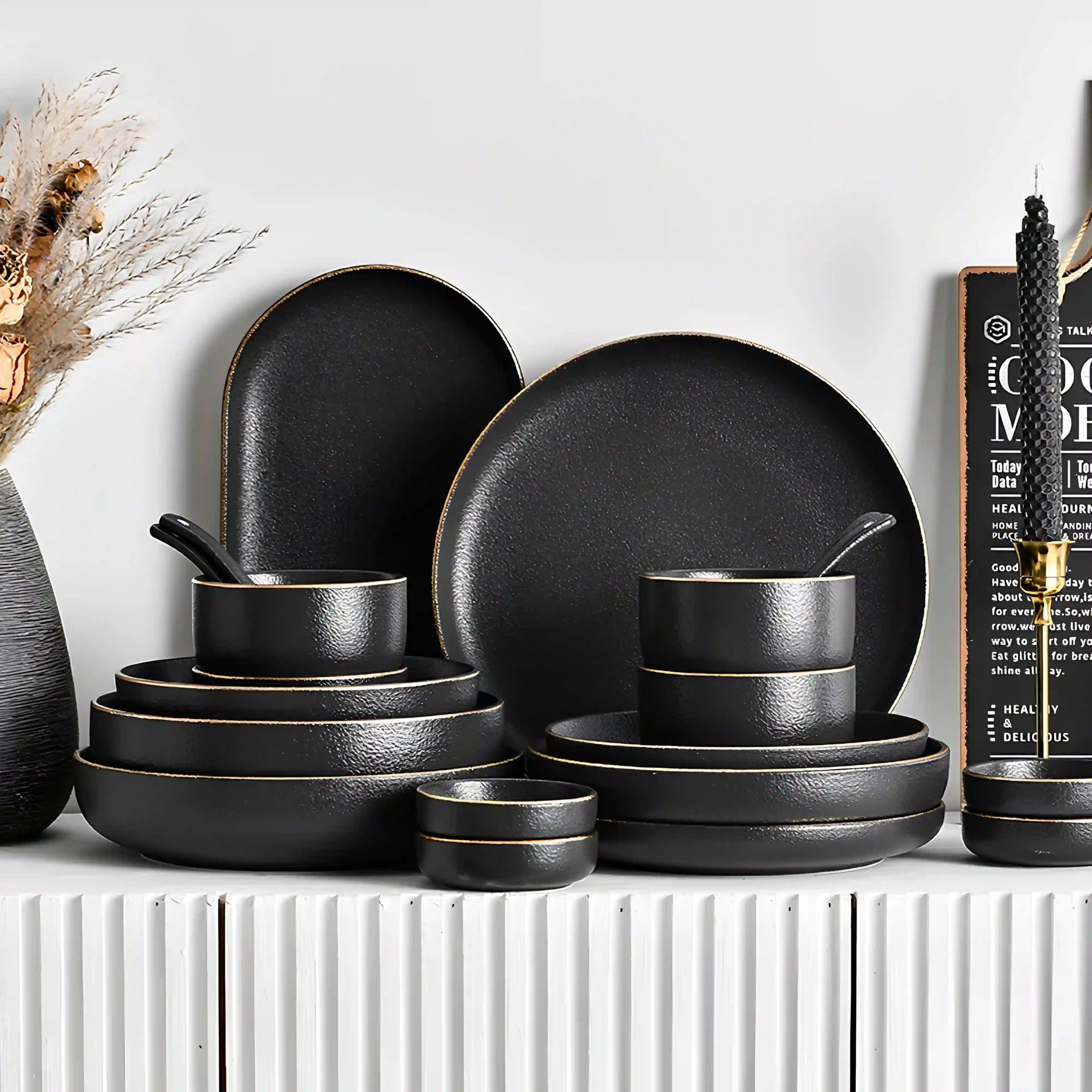 RIGOROUS BLACK DINING COLLECTION