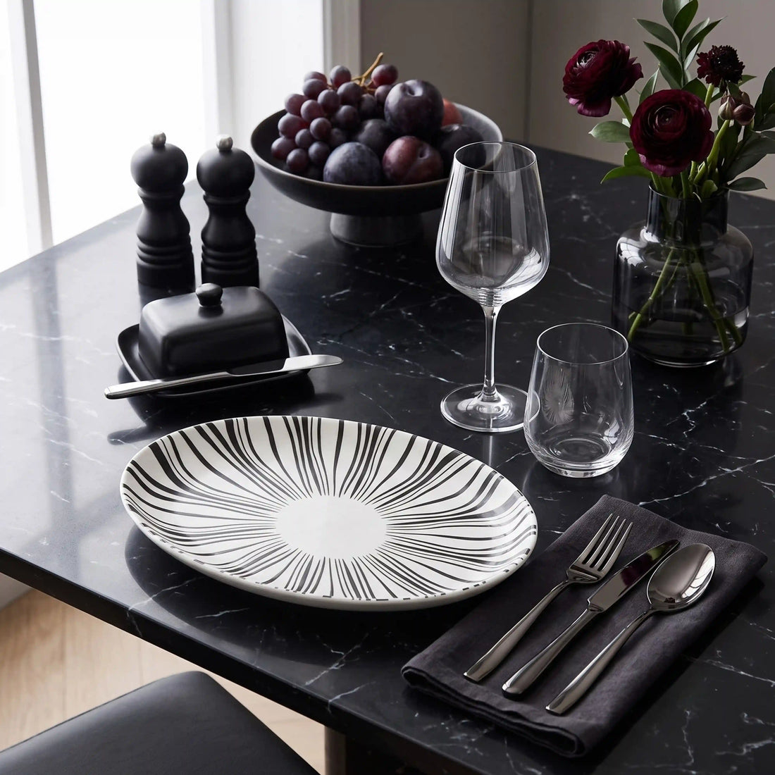 ZAPHIRE BELMONT BLANC OVAL PLATE