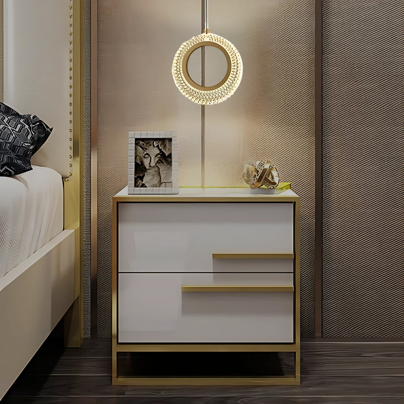 CARESSE ASTRALE PENDANT