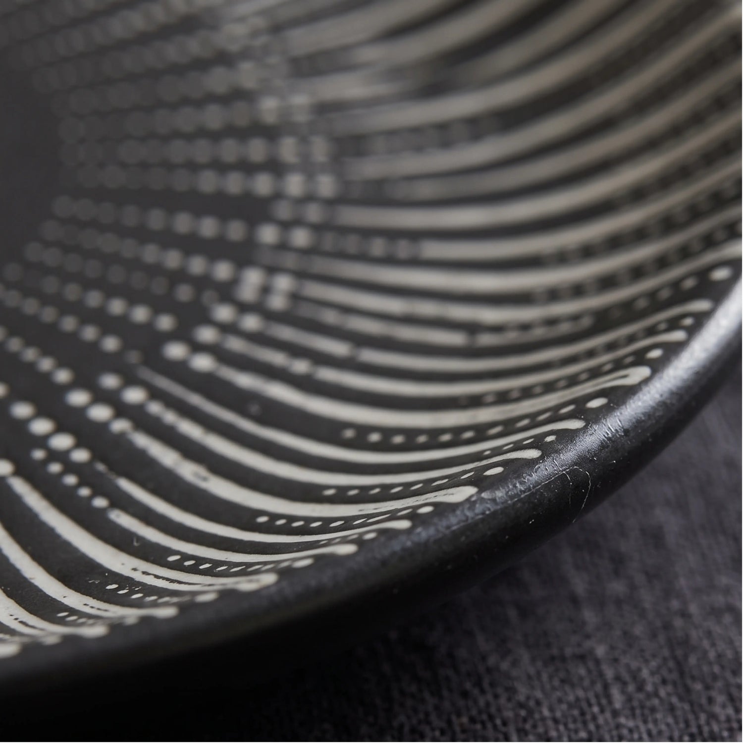 ZAPHIRE NOIR OVAL PLATE