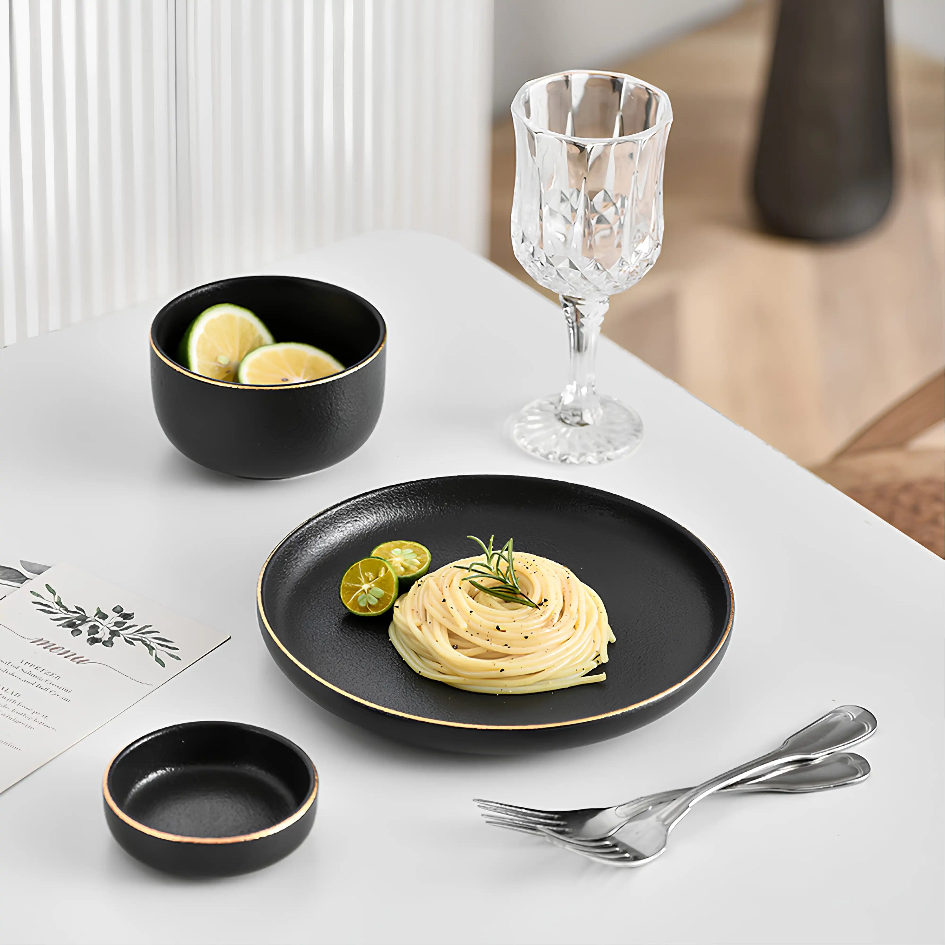 RIGOROUS BLACK DINING COLLECTION
