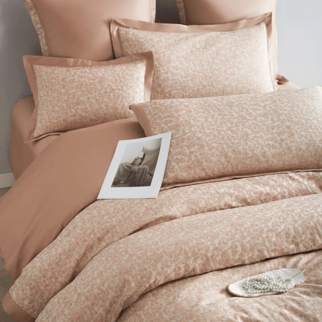 TAUPE MYSTIQUE 1000 THREAD COUNT DUVET COVER &amp; SHAMS