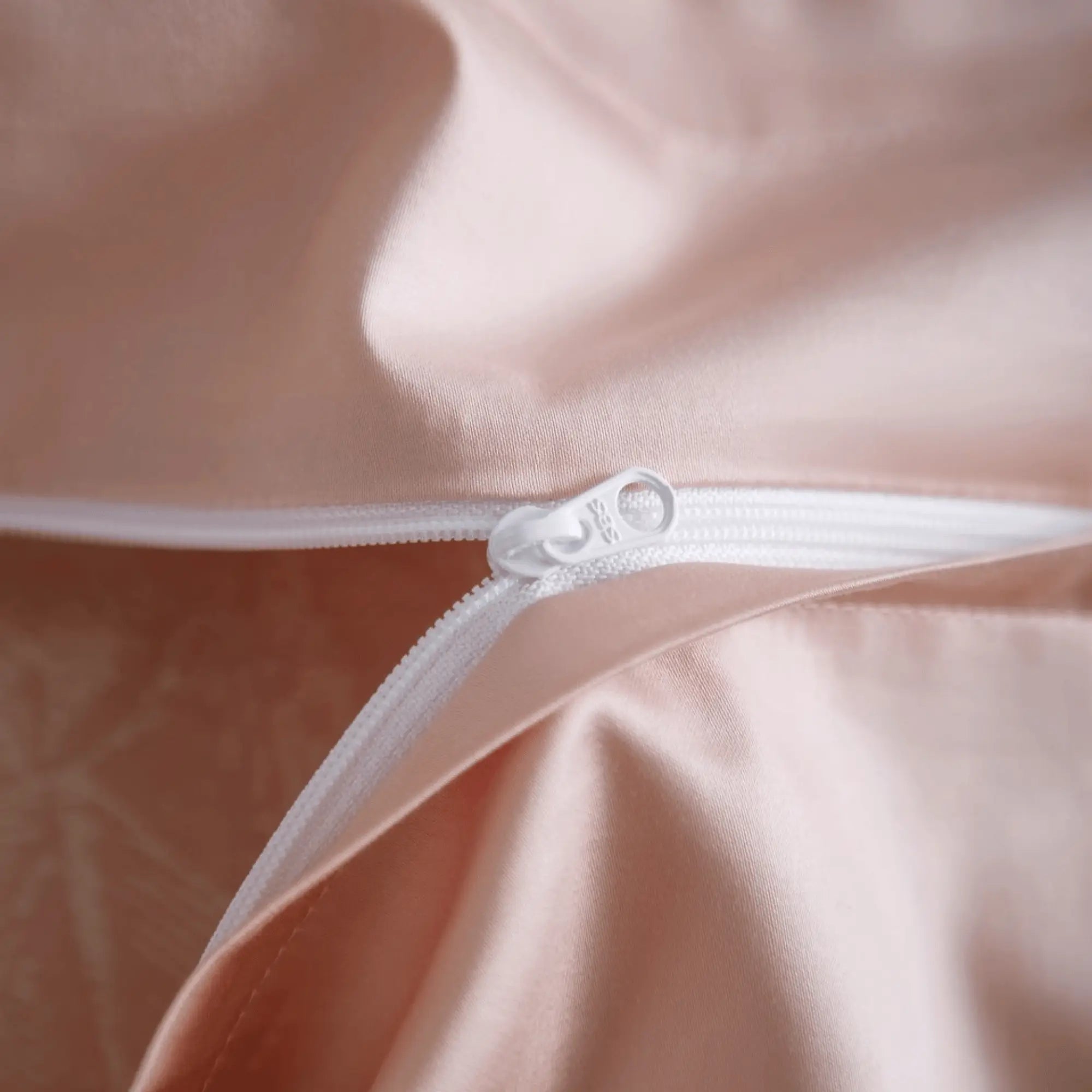 BLUSH PETALS 1000 THREAD COUNT DUVET COVER &amp; SHAMS