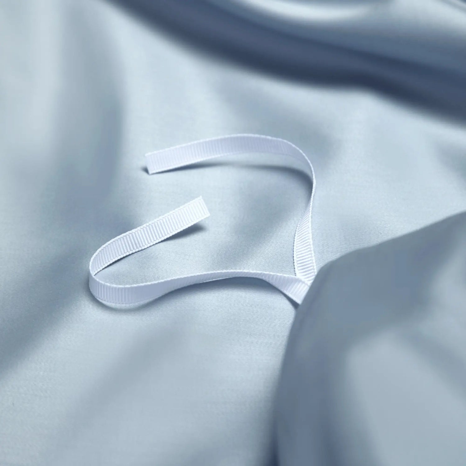 GLACIER TRANQUILITY 2000 THREAD COUNT DUVET COVER &amp; SHAMS