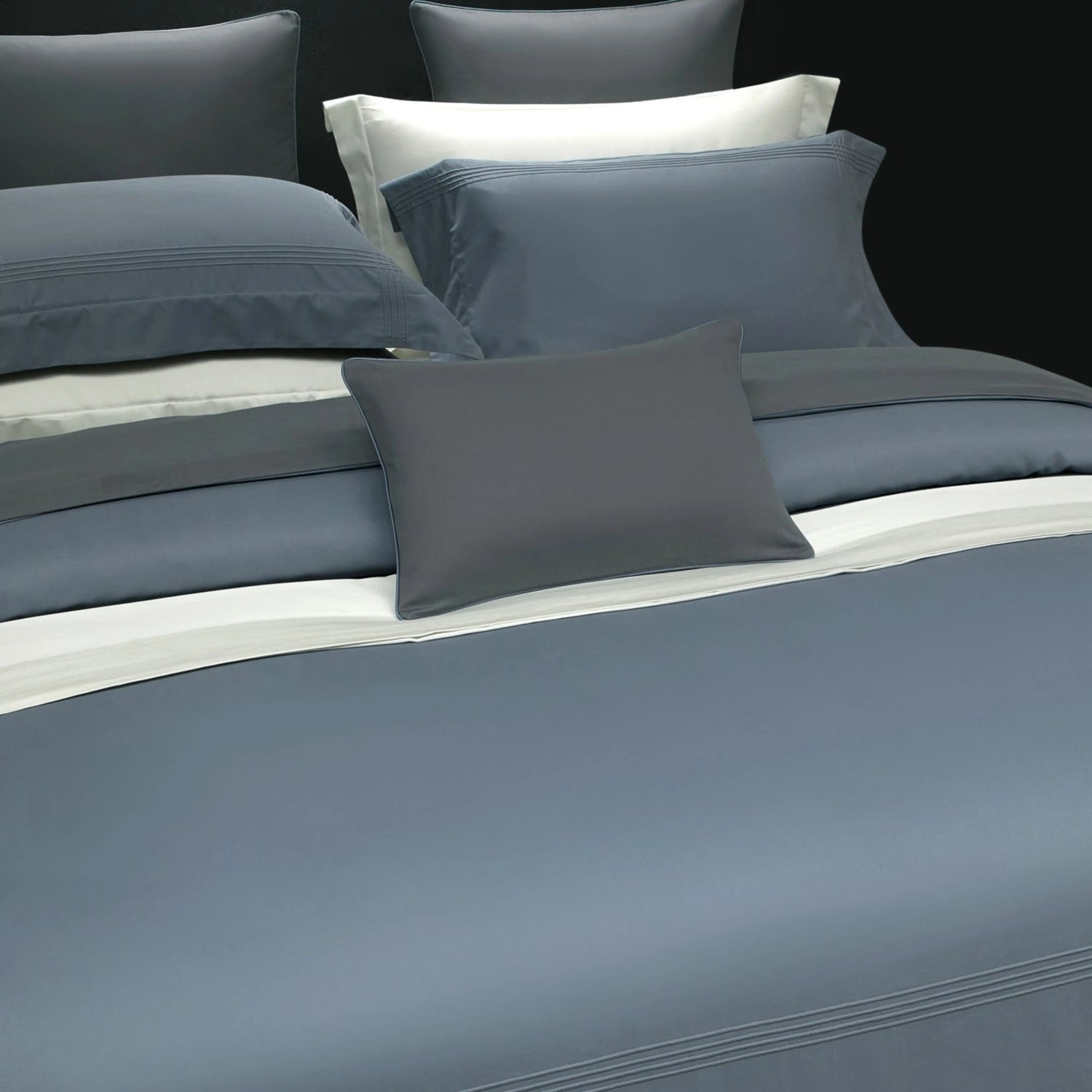STEEL BLUE 600 THREAD COUNT DUVET COVER &amp; SHAMS