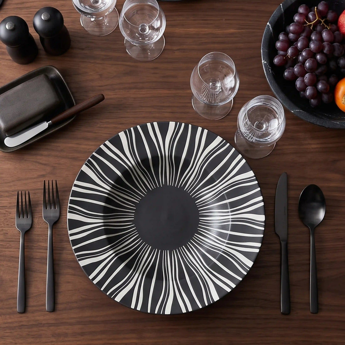 ZAPHIRE BELMONT NOIR PASTA BOWL