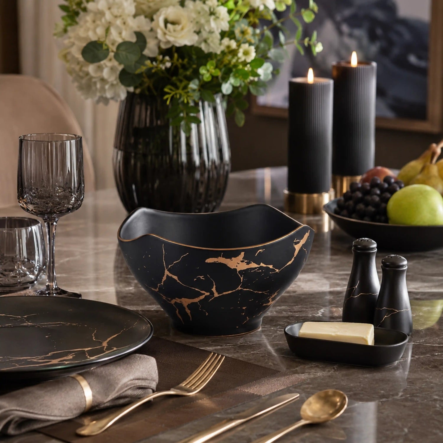 LIGHTNING NOIR SERVING BOWL